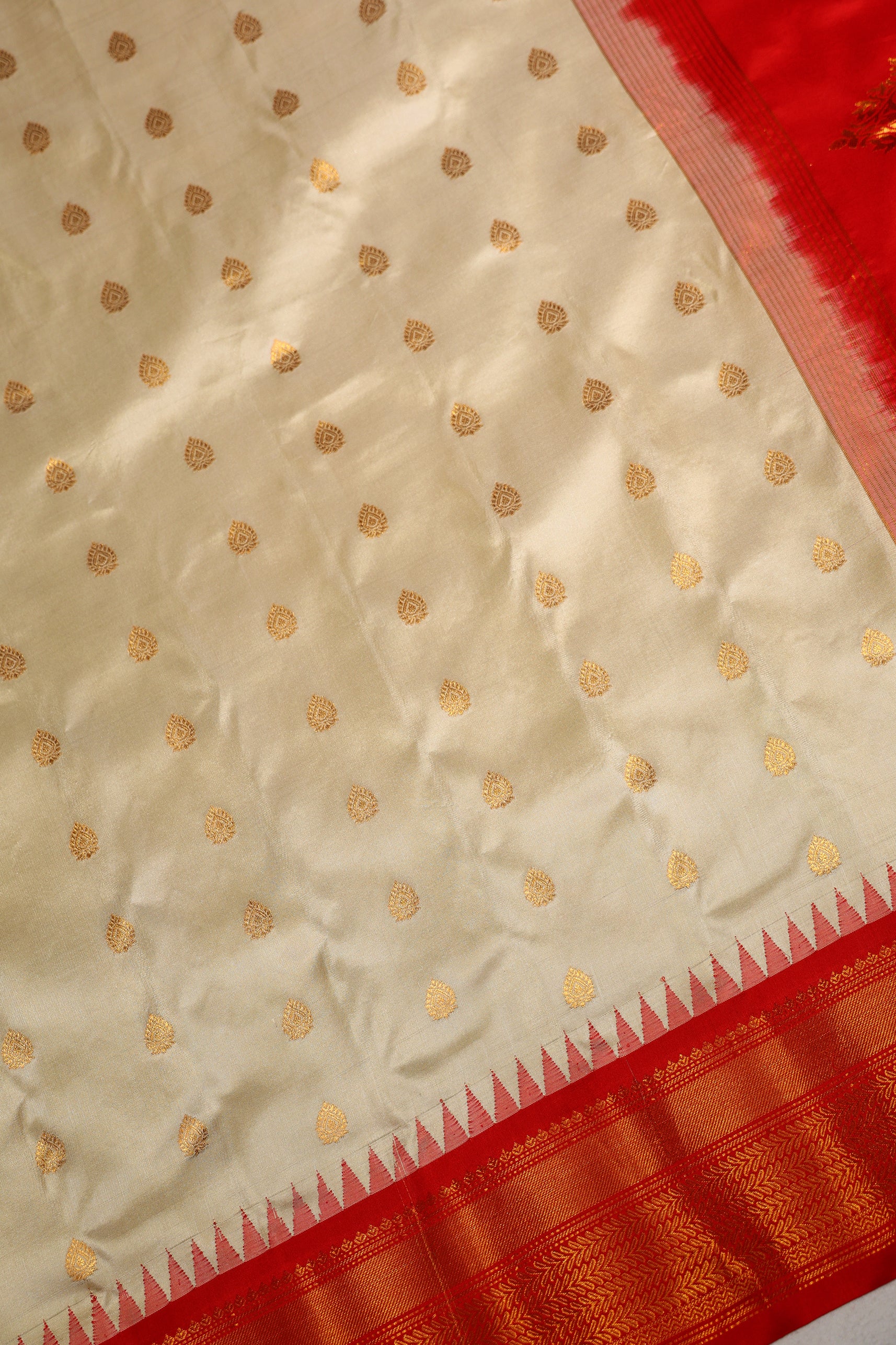 Silk Gadwal