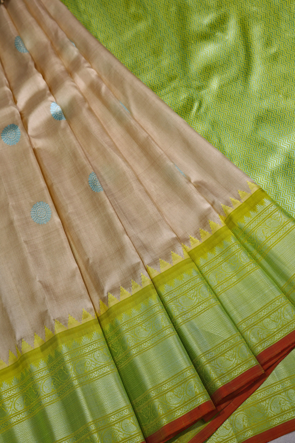 Silk Gadwal Zero Zari