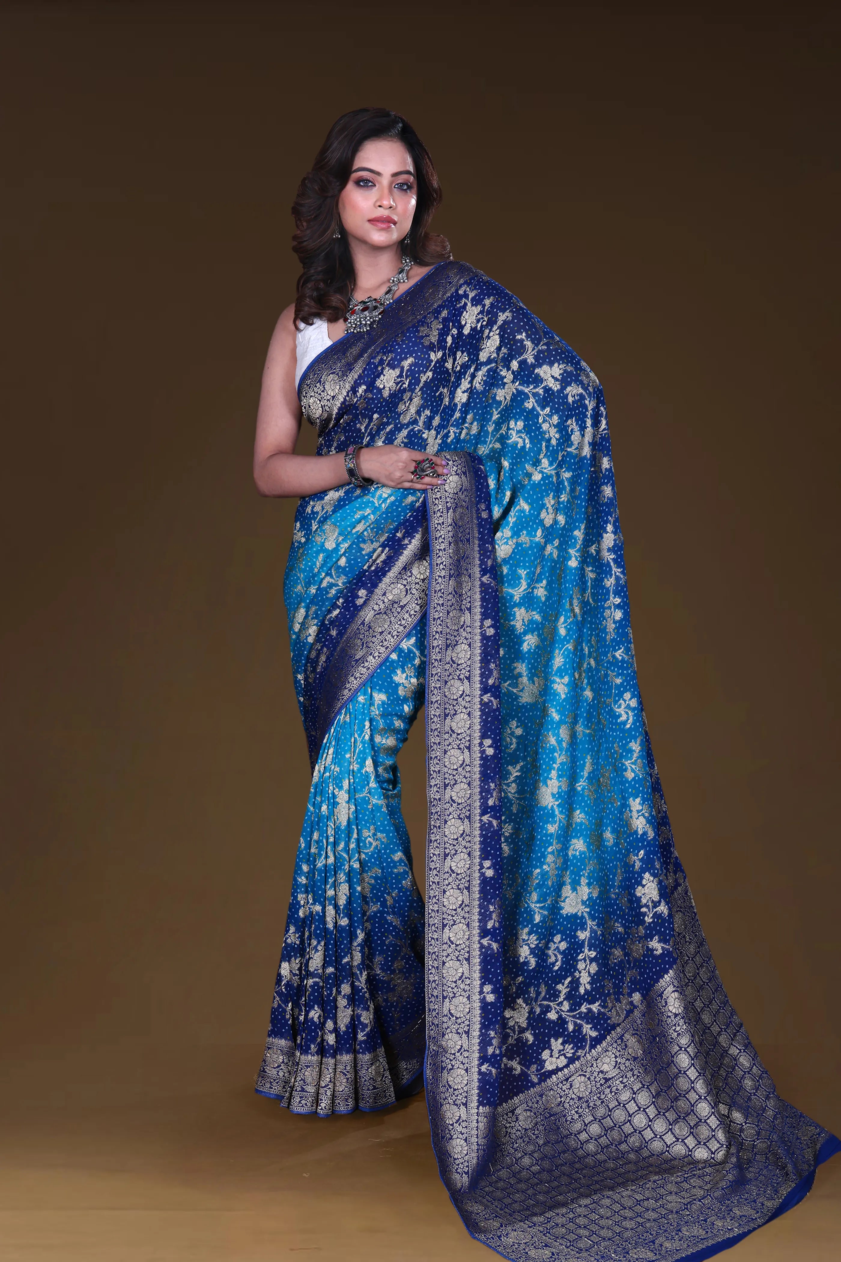 Semi Bandhej Khaddi