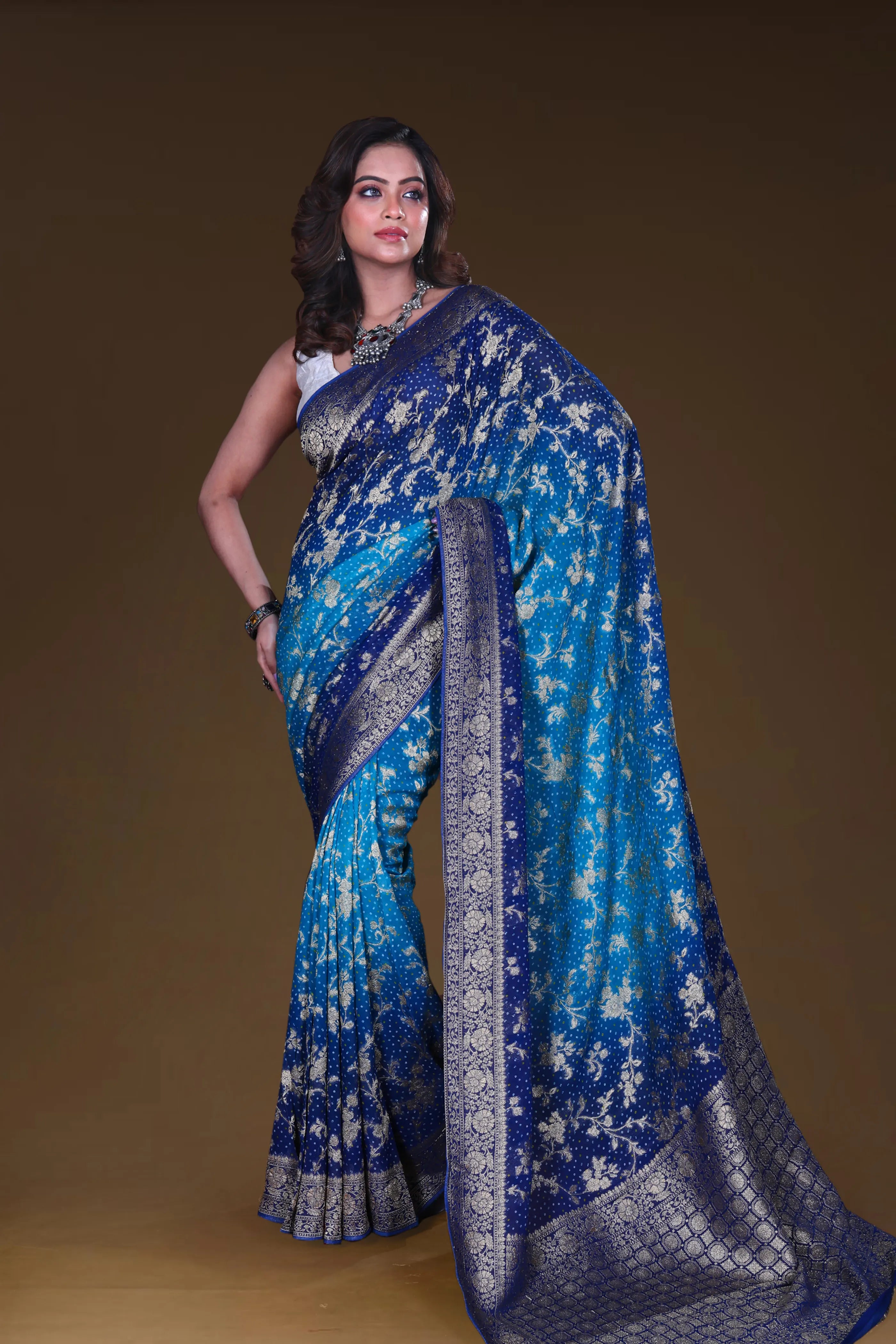Semi Bandhej Khaddi