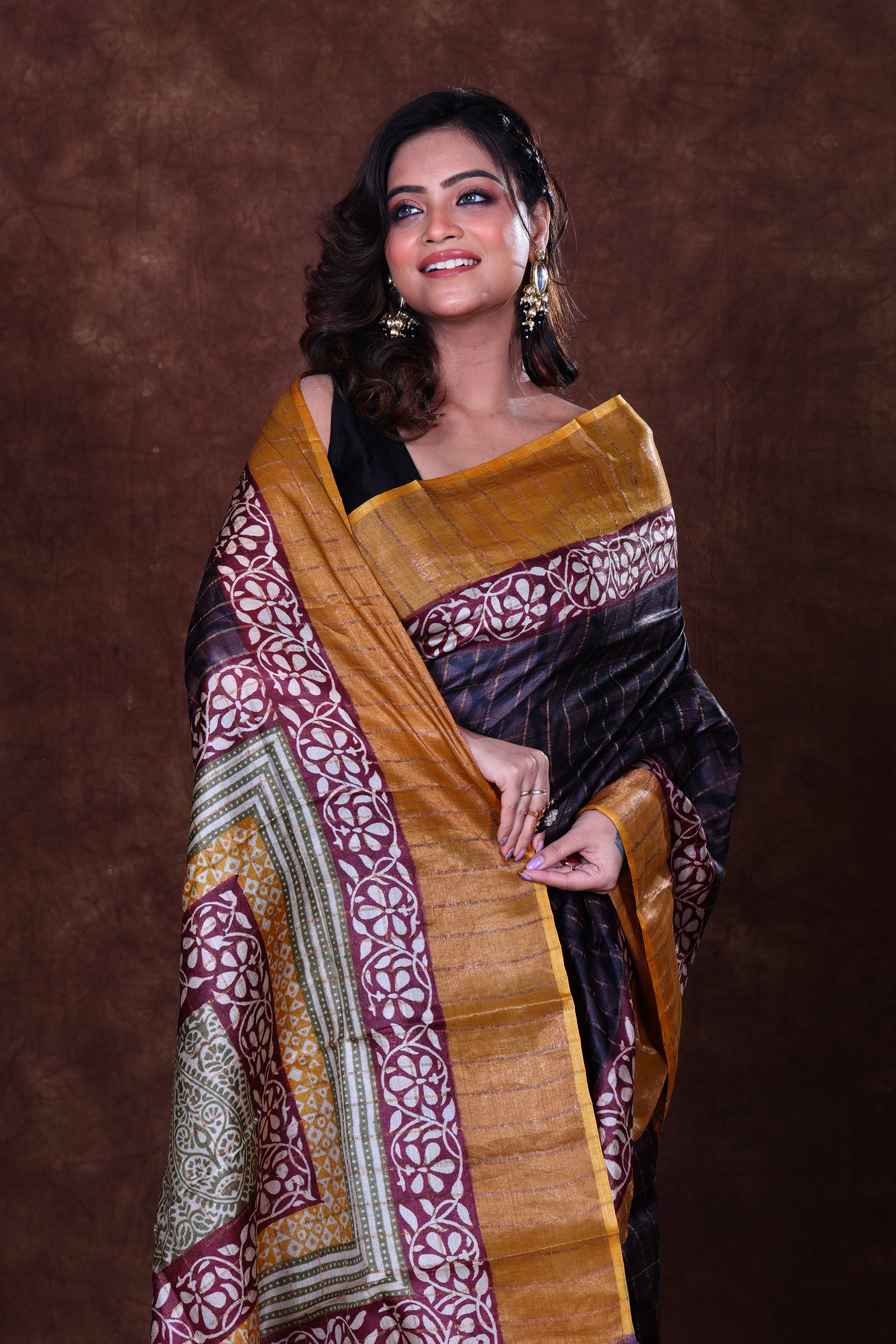 Tussar Zari Par Block Print