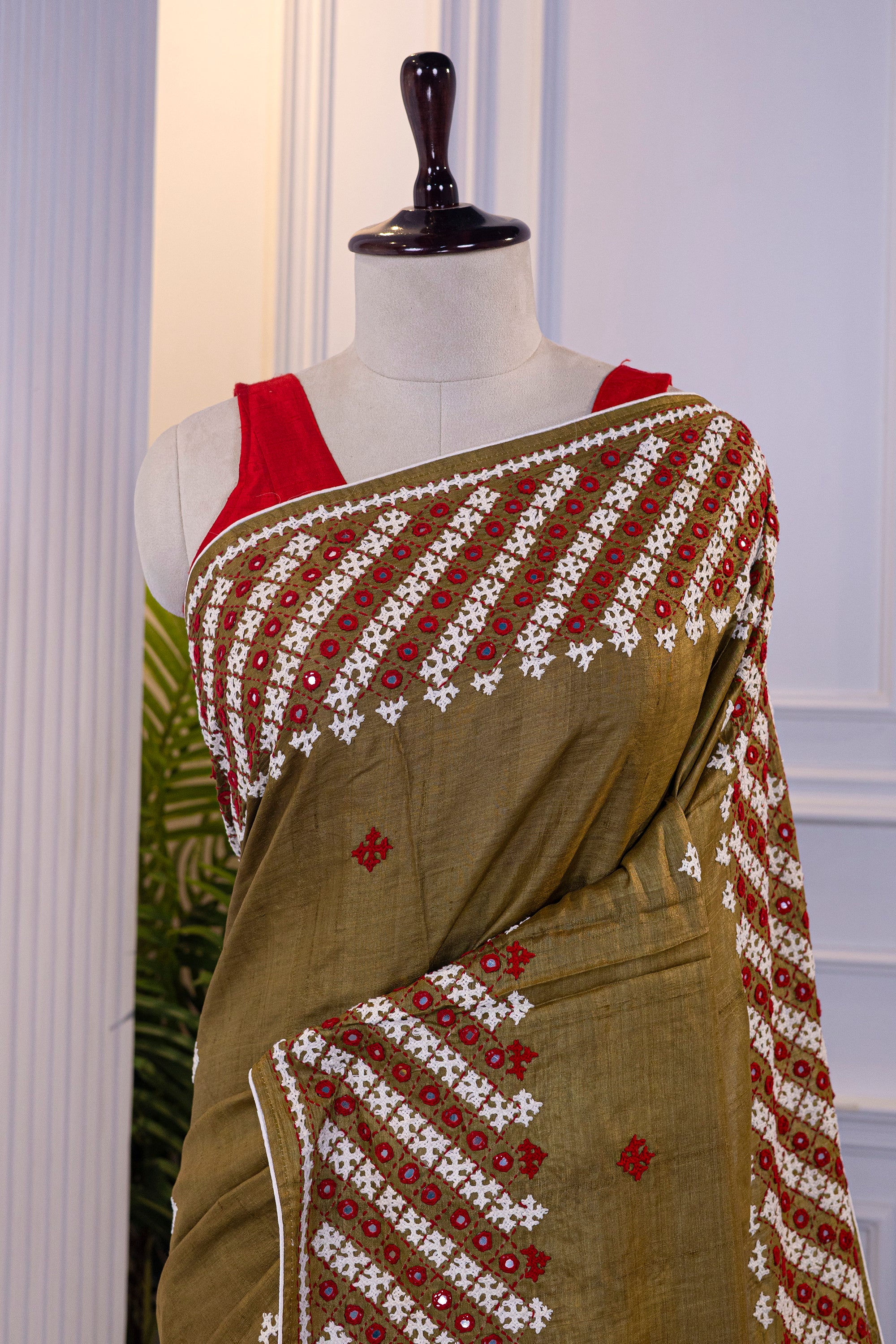 Tussar Hand Gujarati