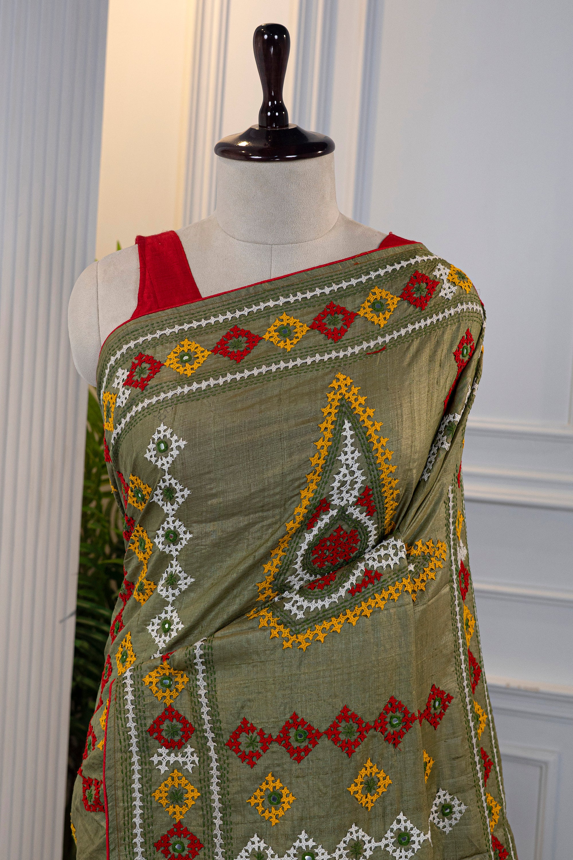 Tussar Hand Gujarati