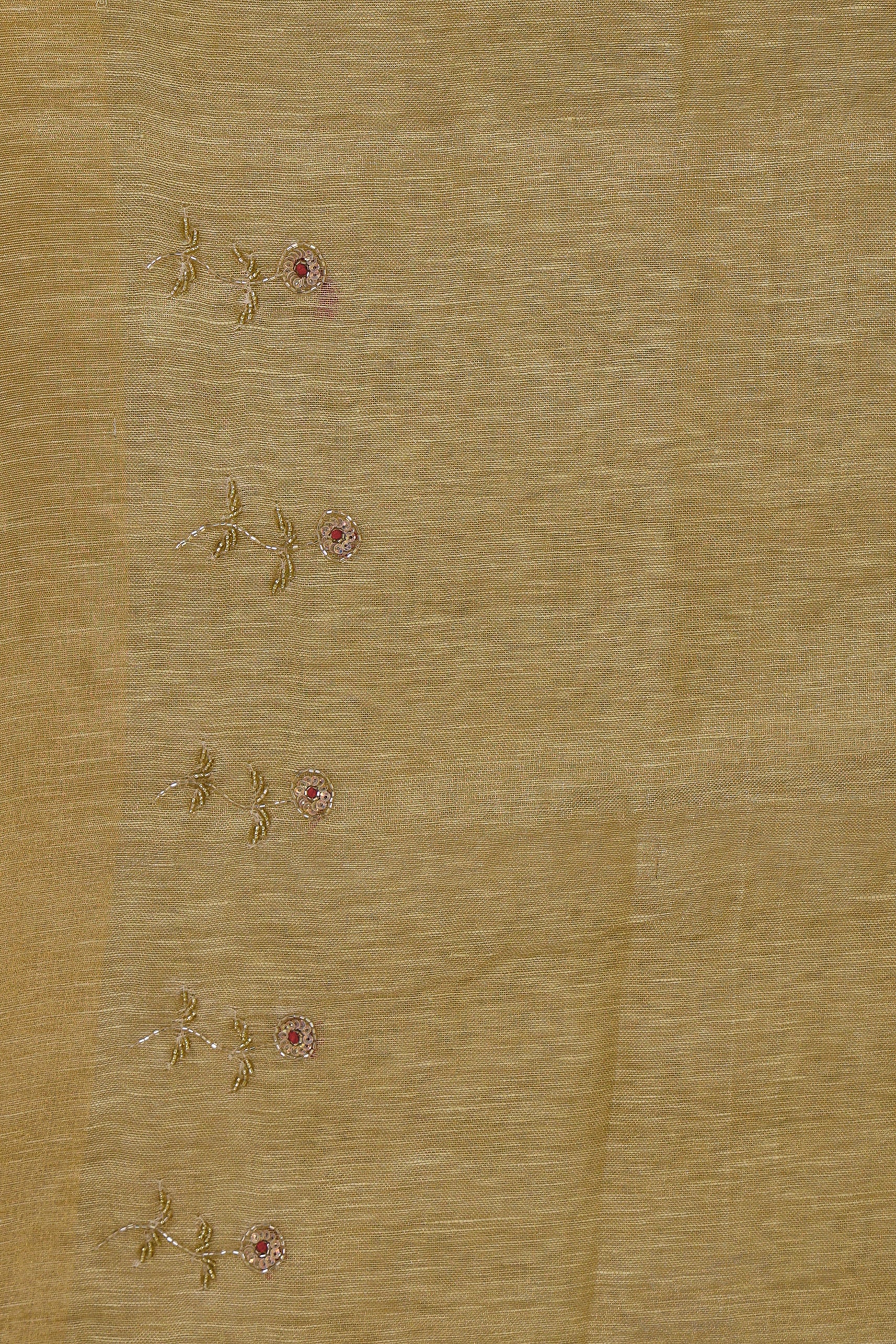 Tissue Linen With Handwork