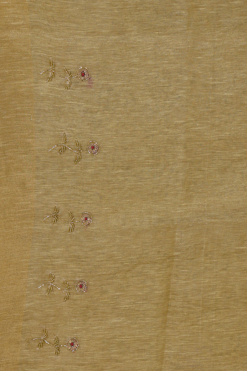 Tissue Linen With Handwork