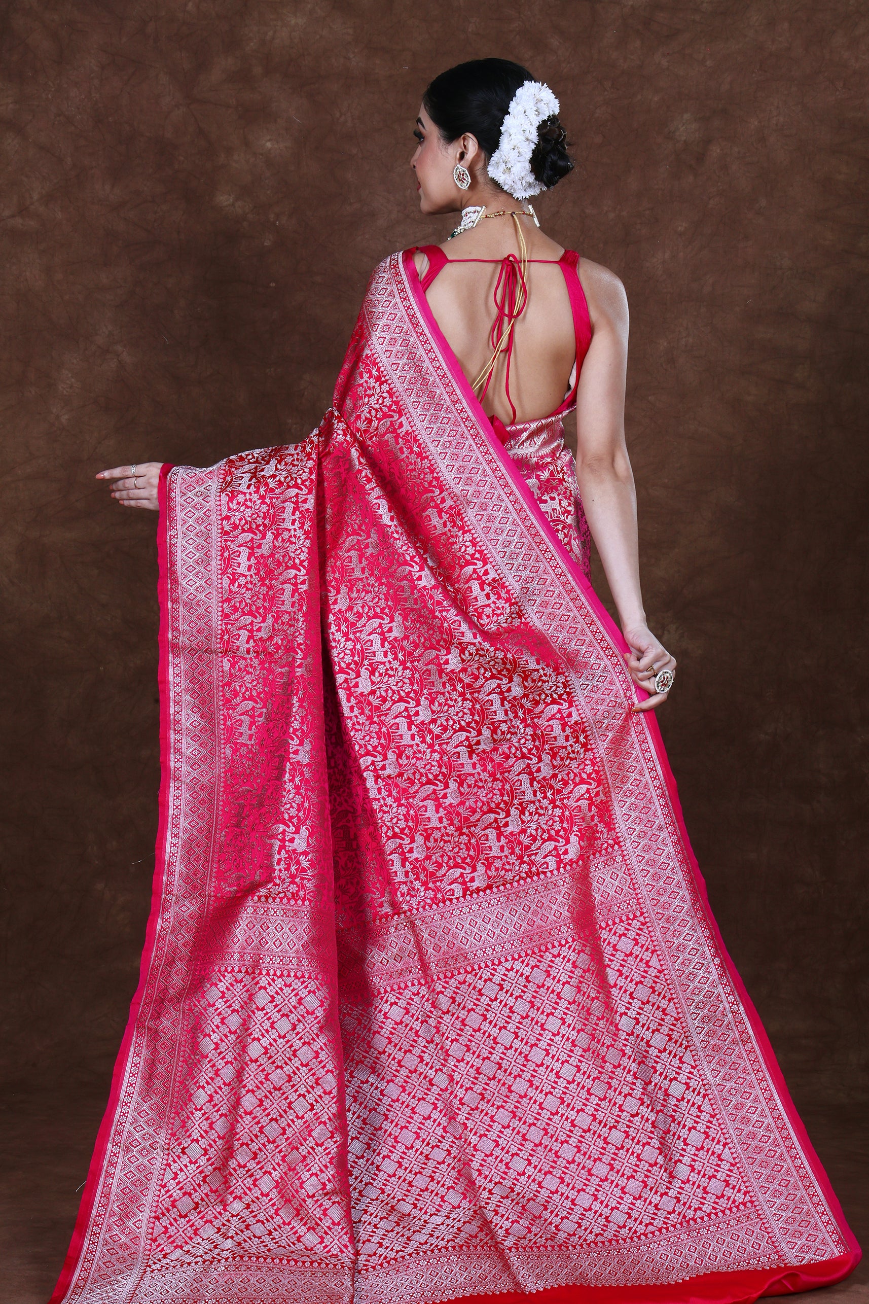 Semi Shikargah Katan Banarasi