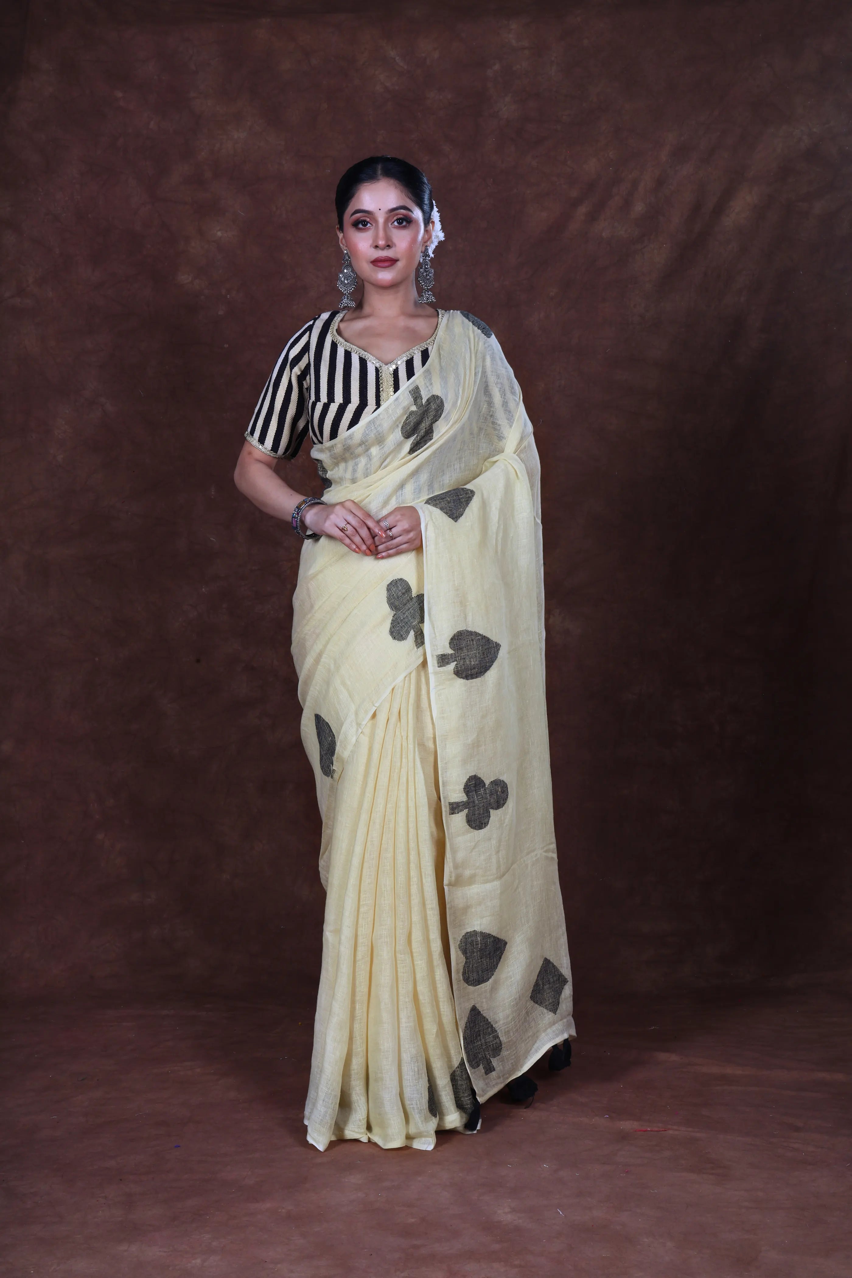 Cream Cotton Linen Saree With Blouse Piece