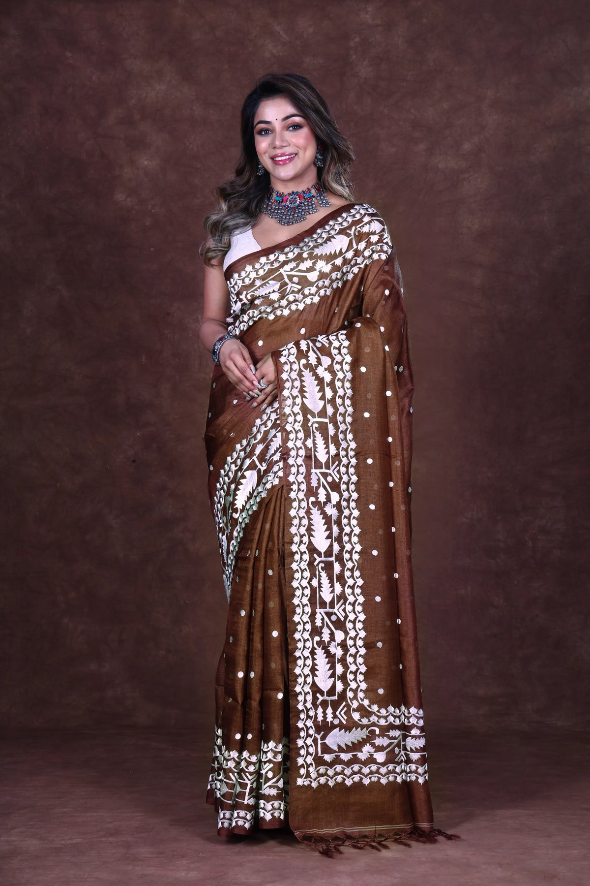 Brown Chocolate Tussar Jamdani Saree With Blouse Piece