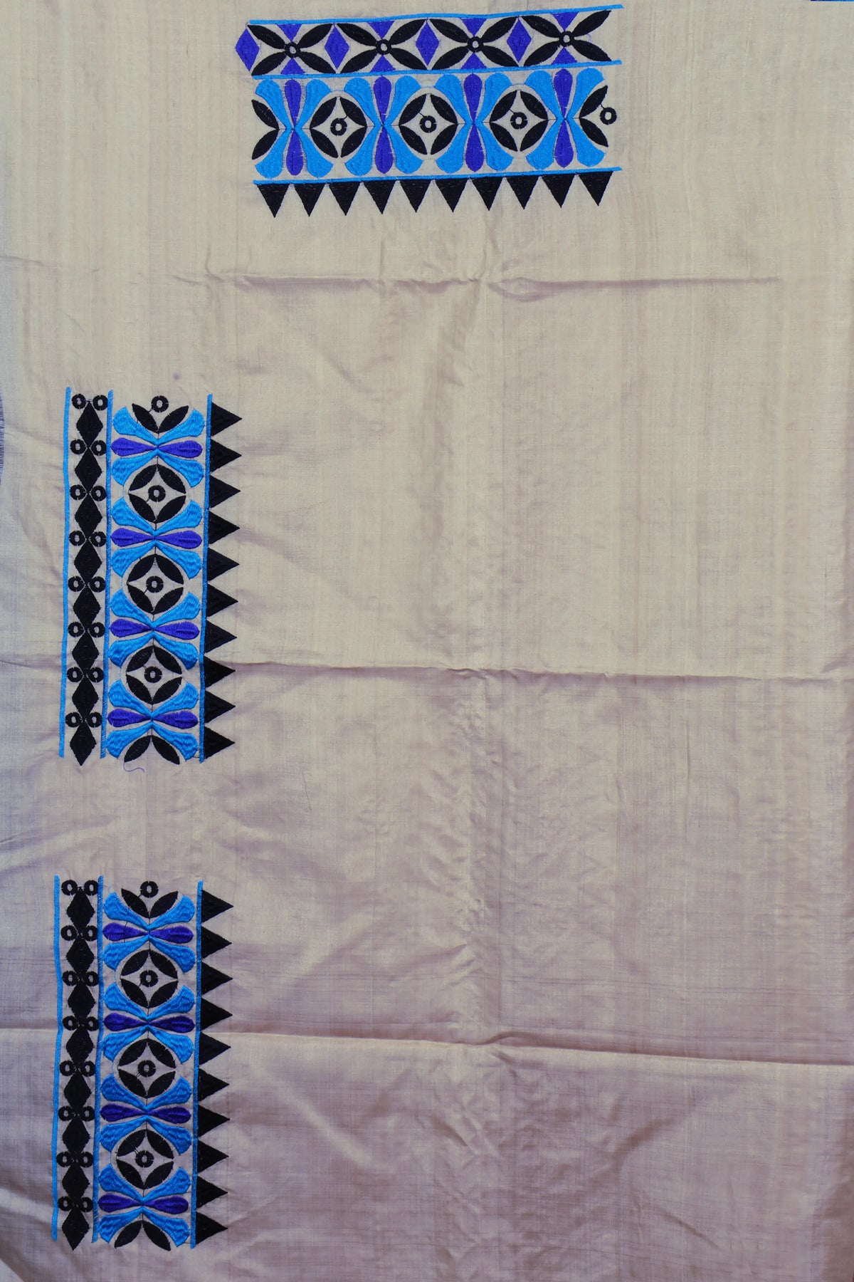 Cream Tussar Saree With Blouse Piece