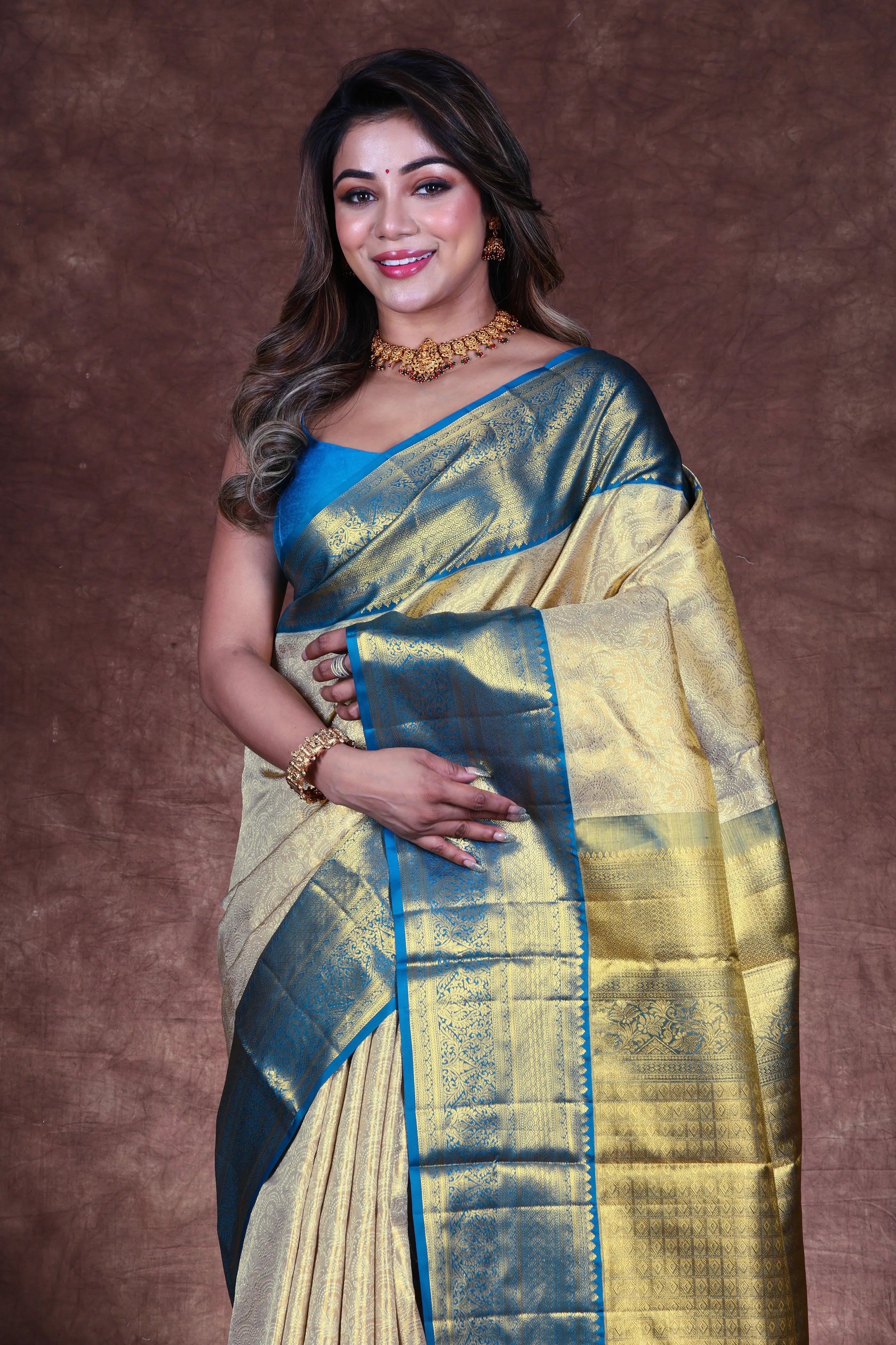 Gold & Rama Green Tissue Kanjivaram Saree With Blouse Piece