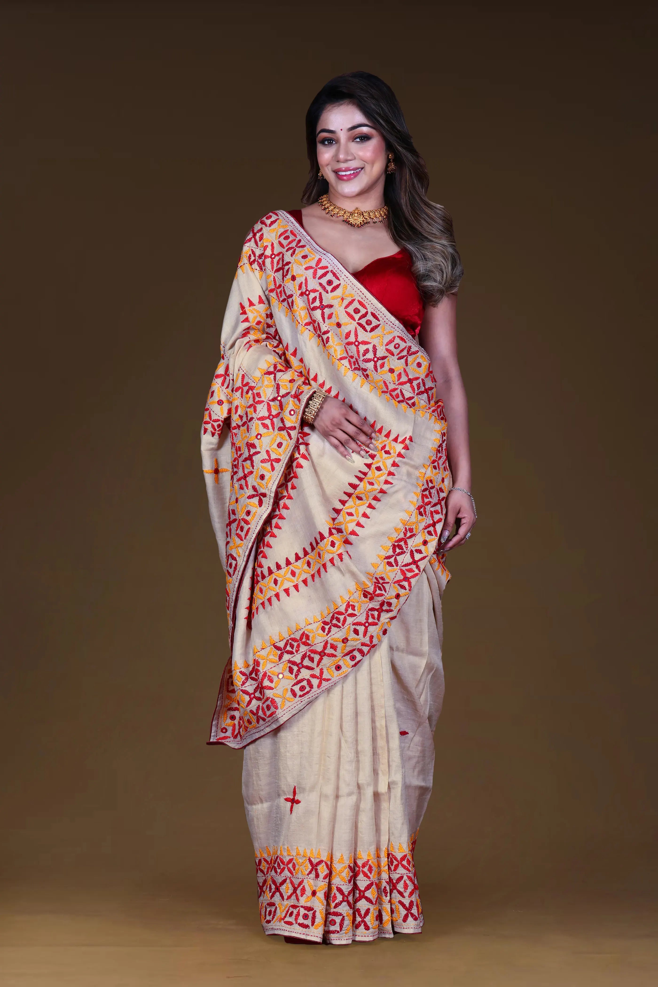 Cream Tussar Kathiyawadi Saree With Blouse Piece