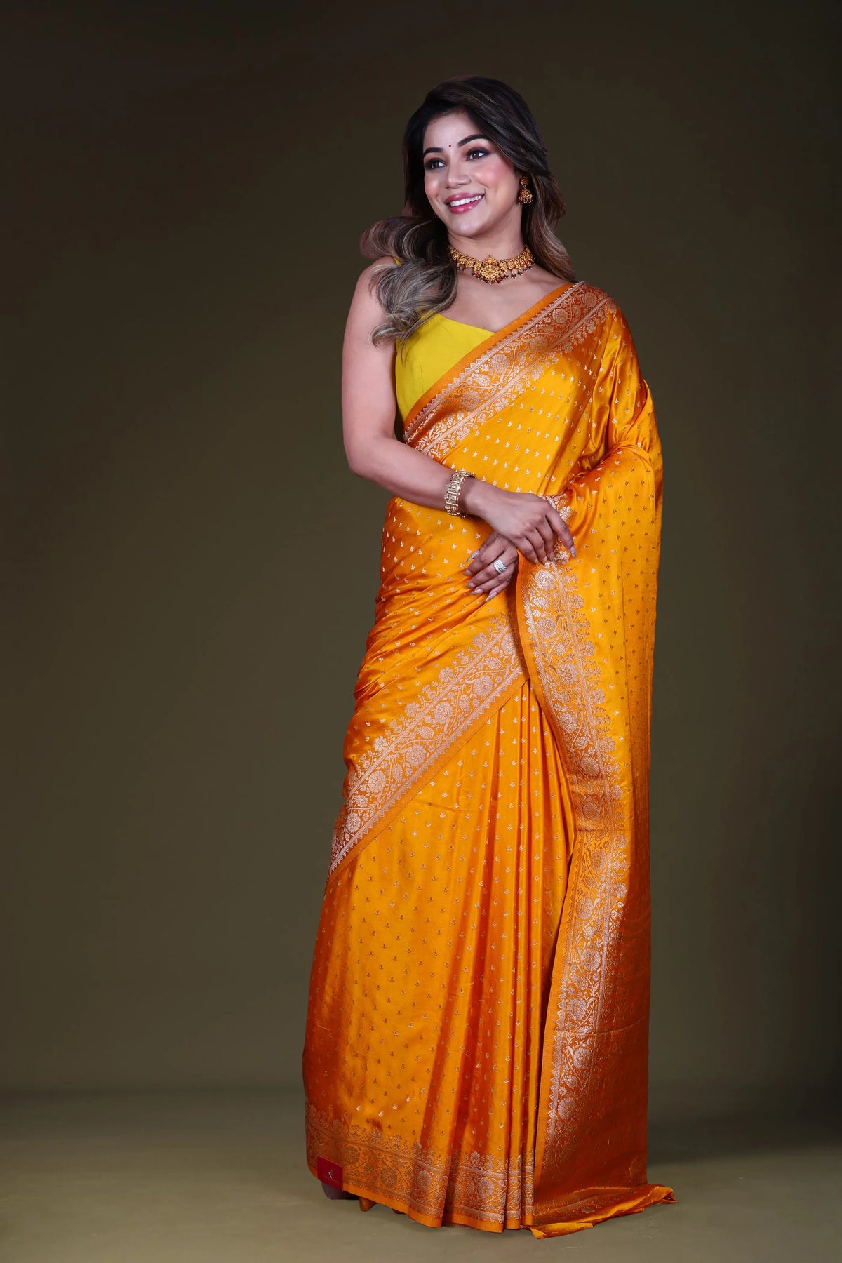 Mango Yellow Blended Crepe Banarasi Saree With Blouse Piece