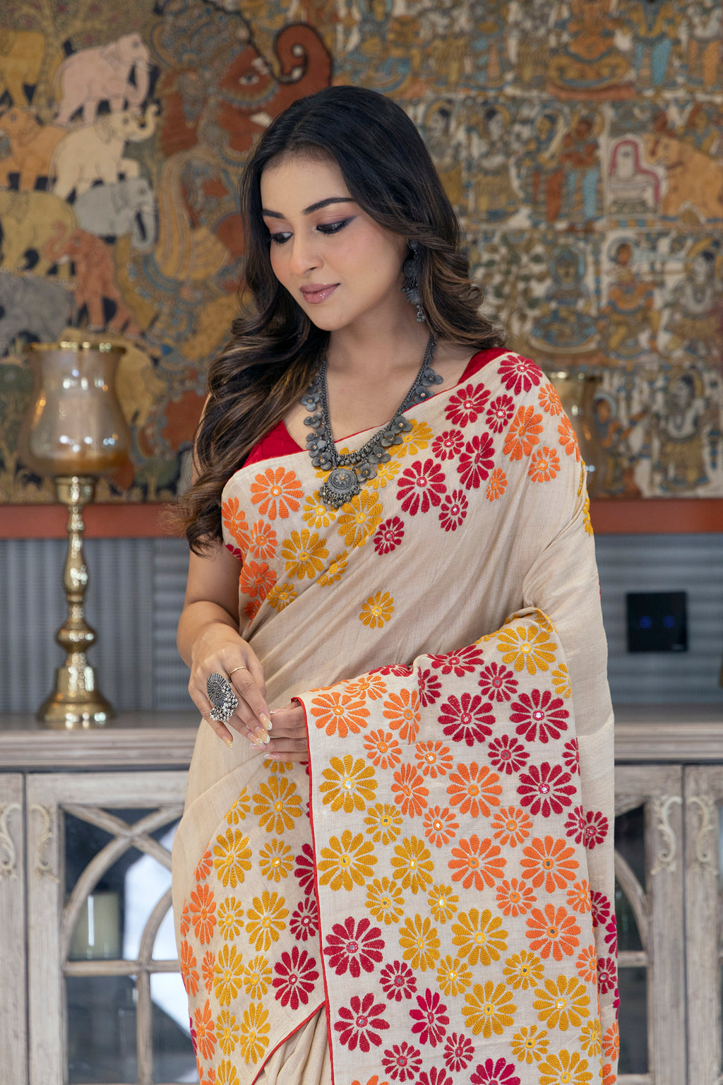 Tussar Kathiyawadi