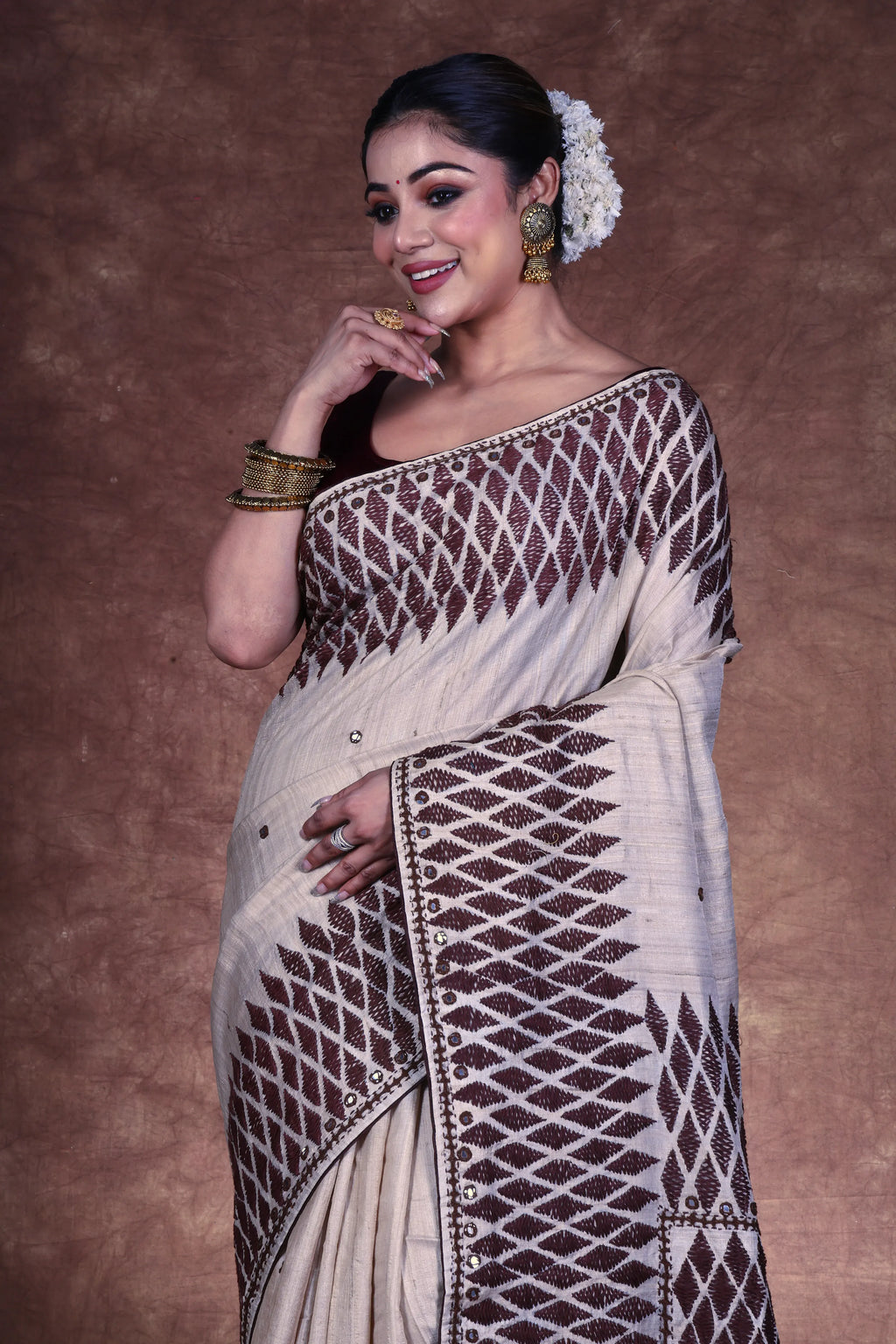 Beige Tussar Kathiyawadi Saree With Blouse Piece