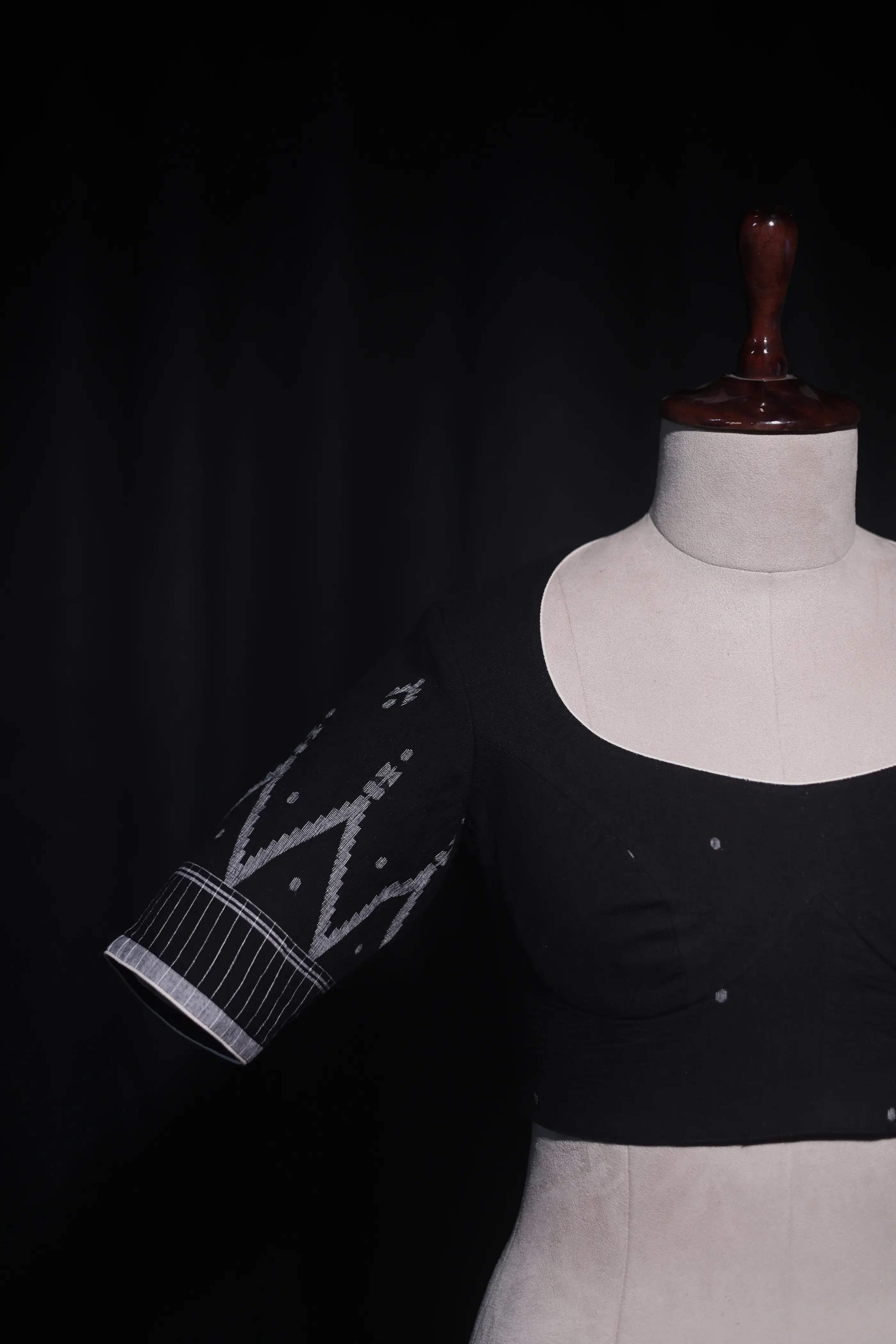 Black Cotton Blouse For Women Jamdani Style Weddingwear