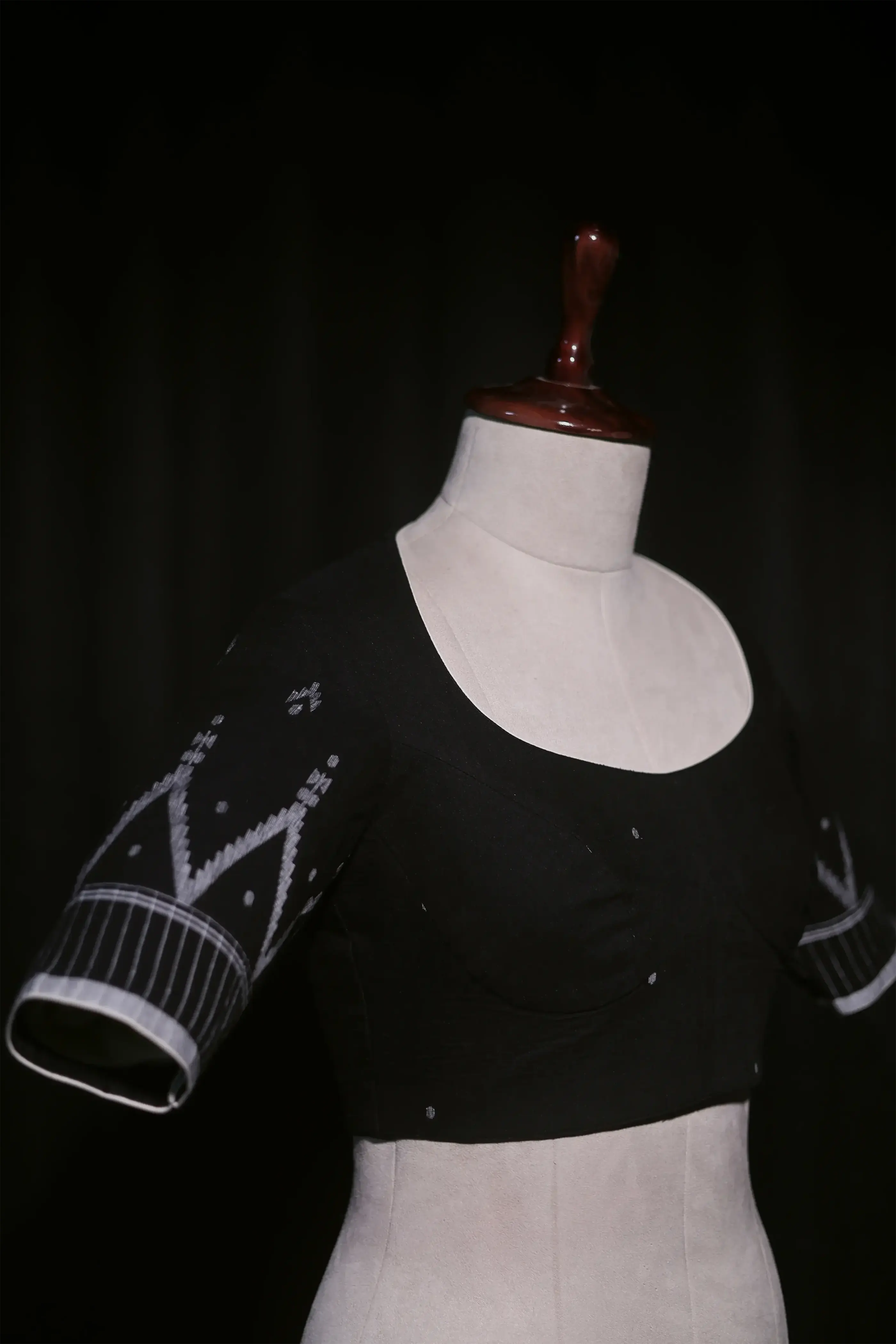 Black Cotton Blouse For Women Jamdani Style Weddingwear