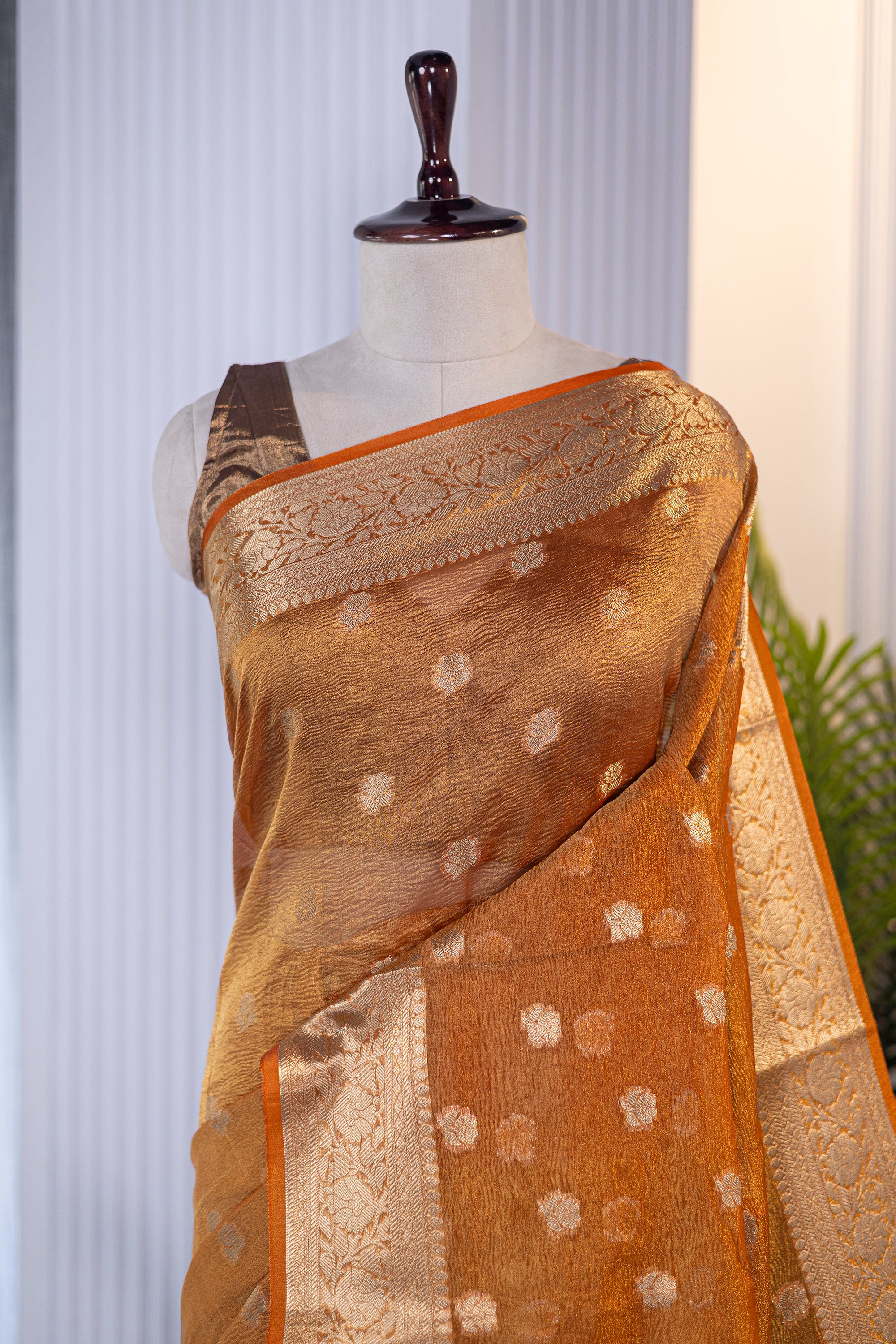 Crush Tissue Banarasi