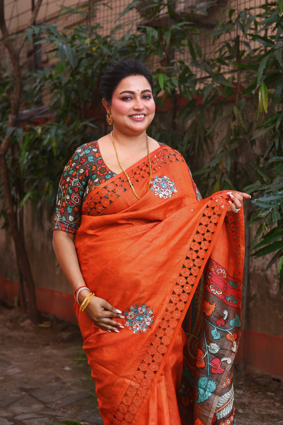 Orange Tussar Cutwork Saree With Blouse Piece