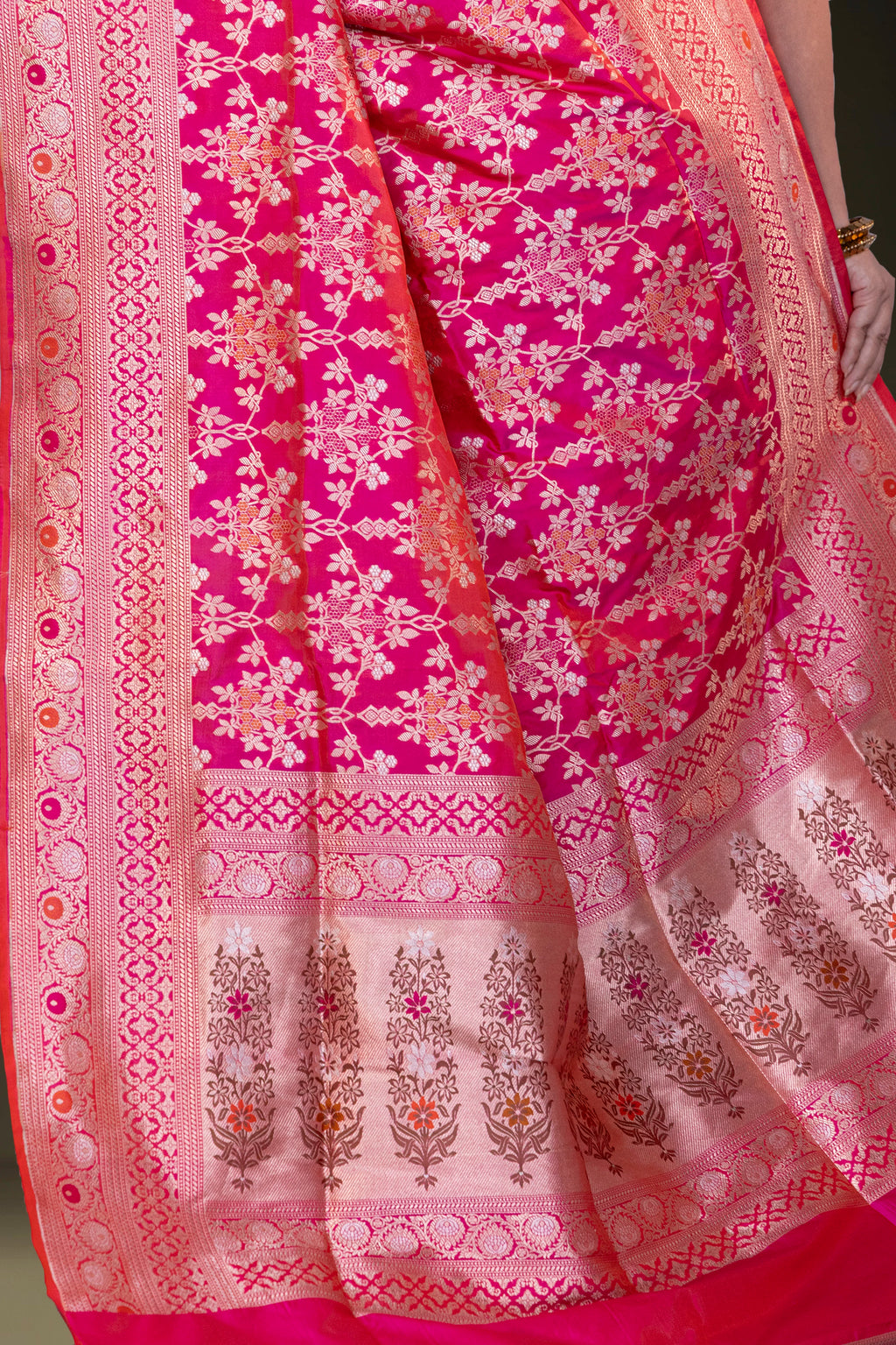 Jaal Katan Banarasi