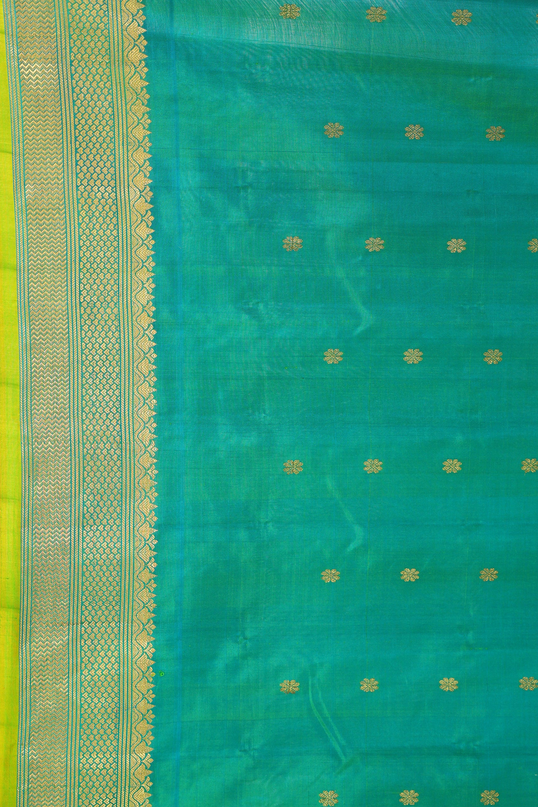 Check Silk Gadwal