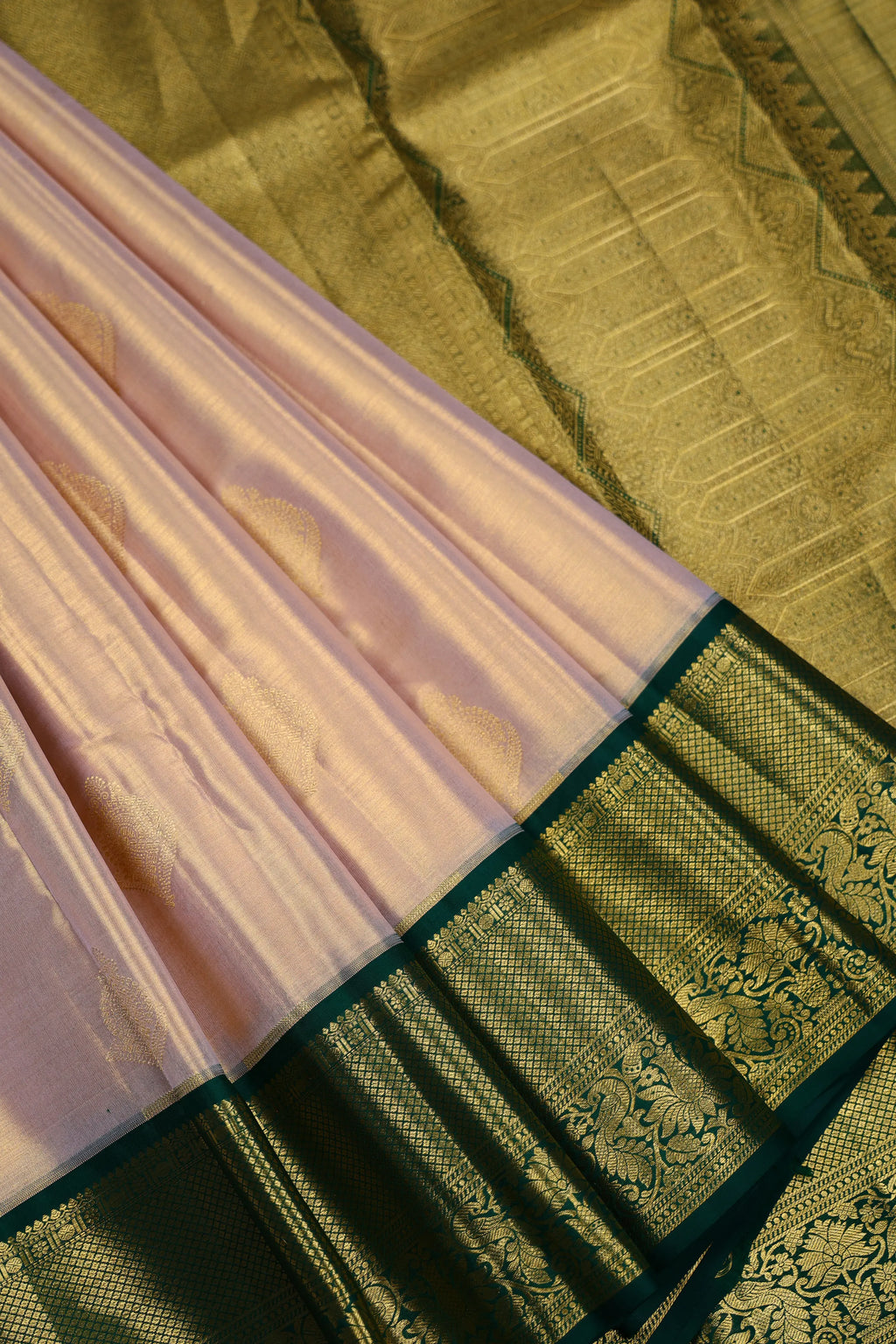 Golden Green Tissue Kanjivaram Saree With Blouse Piece