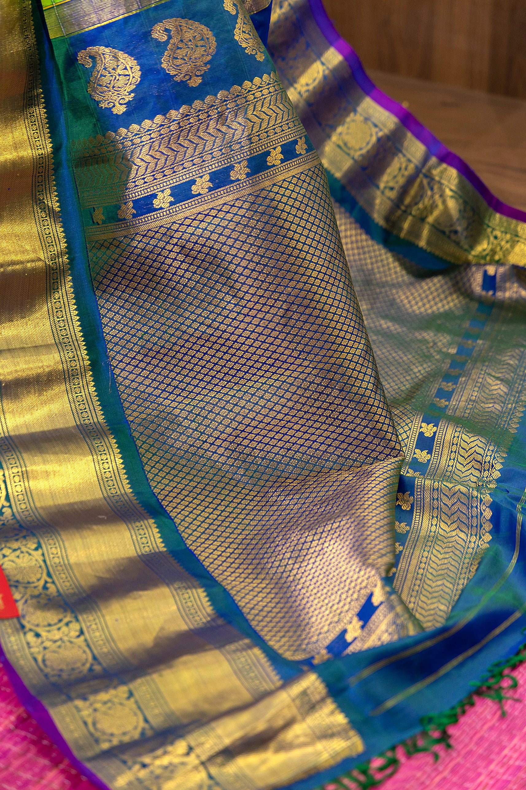 Silk Gadwal