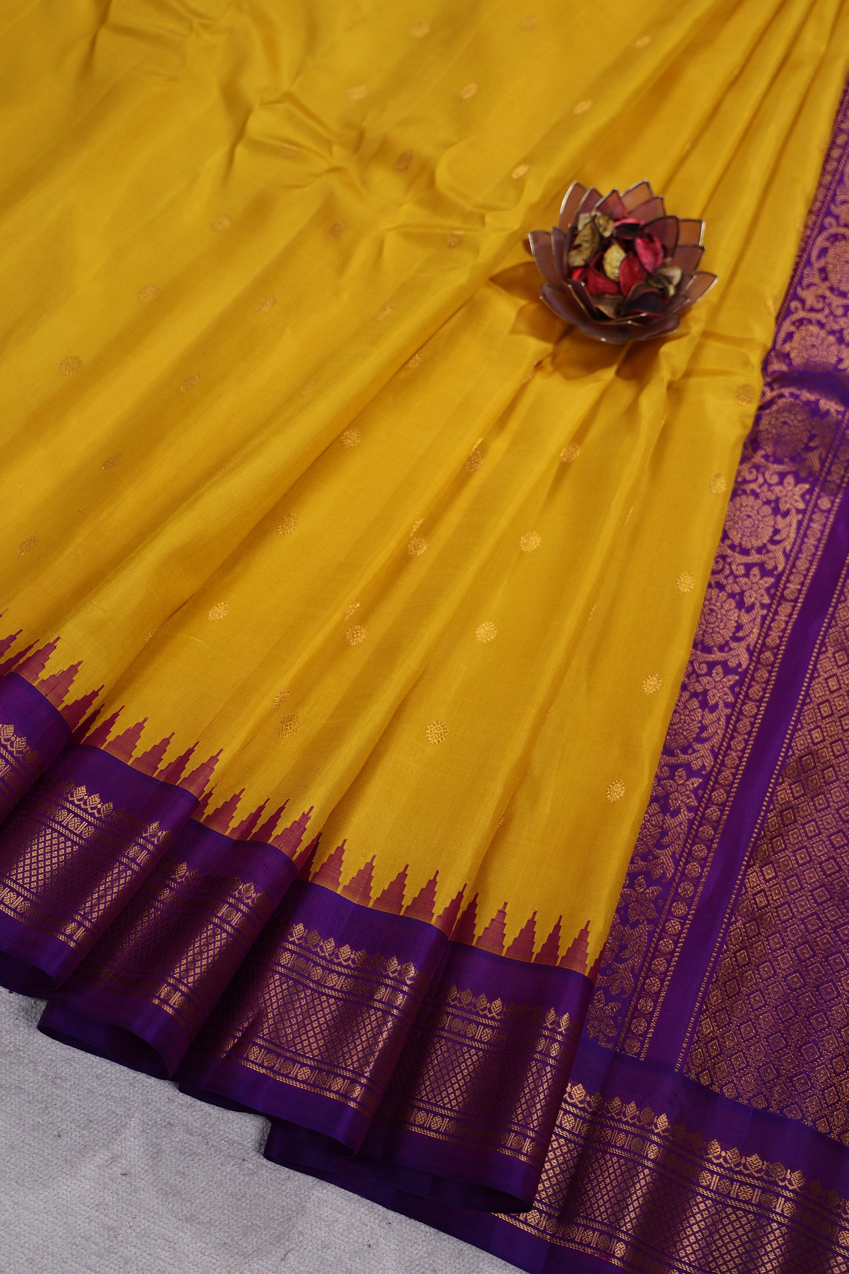 Silk Gadwal