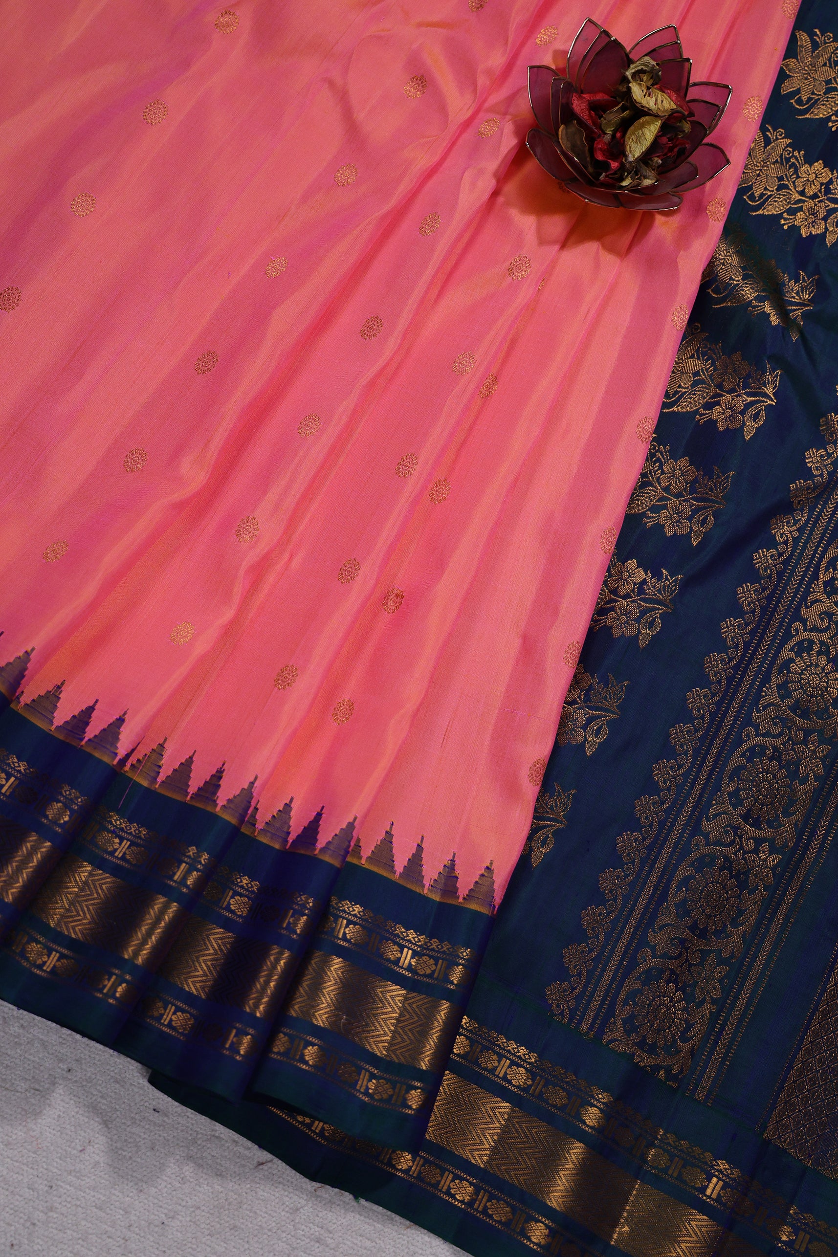 Silk Gadwal