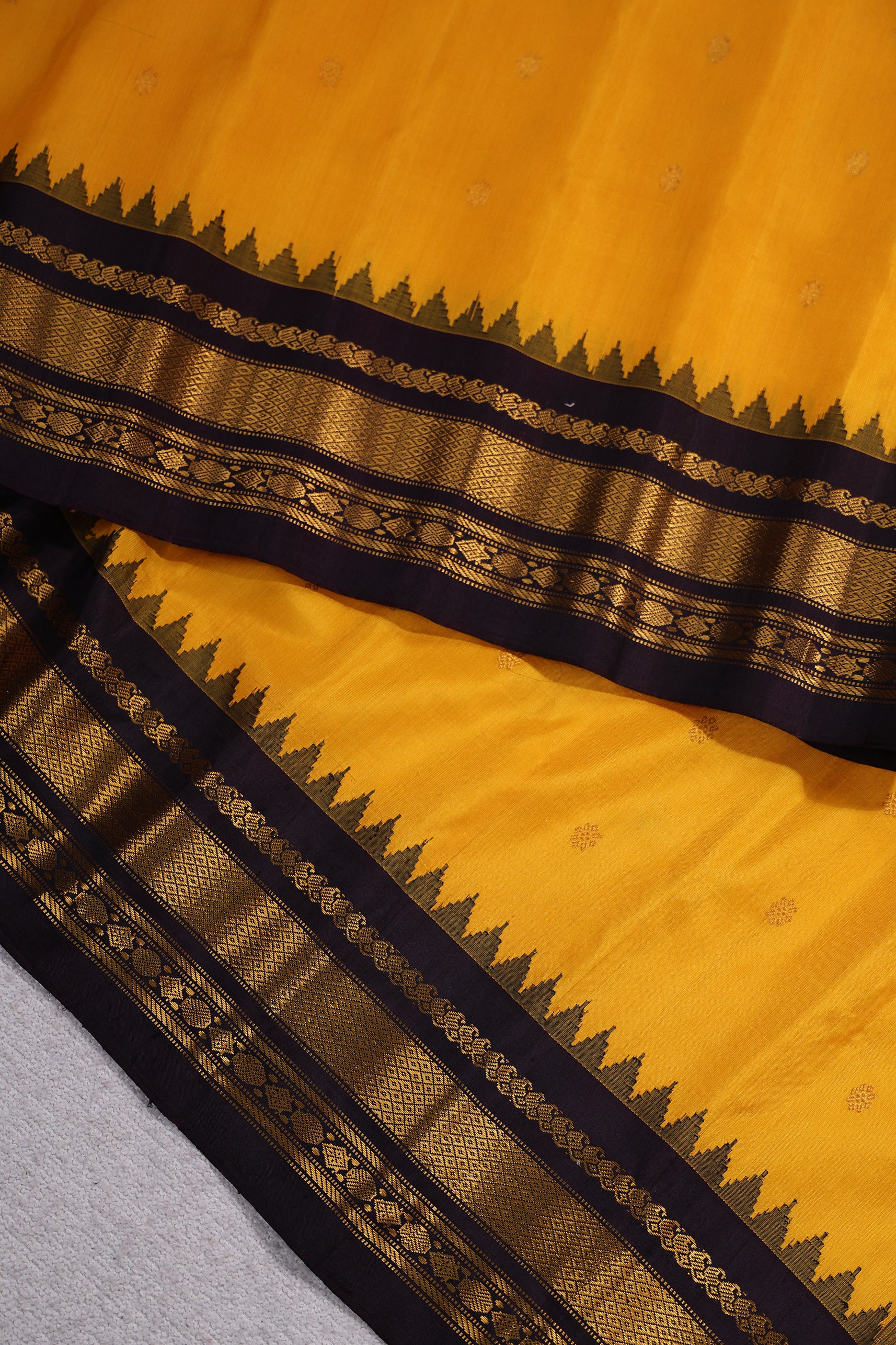 Silk Gadwal