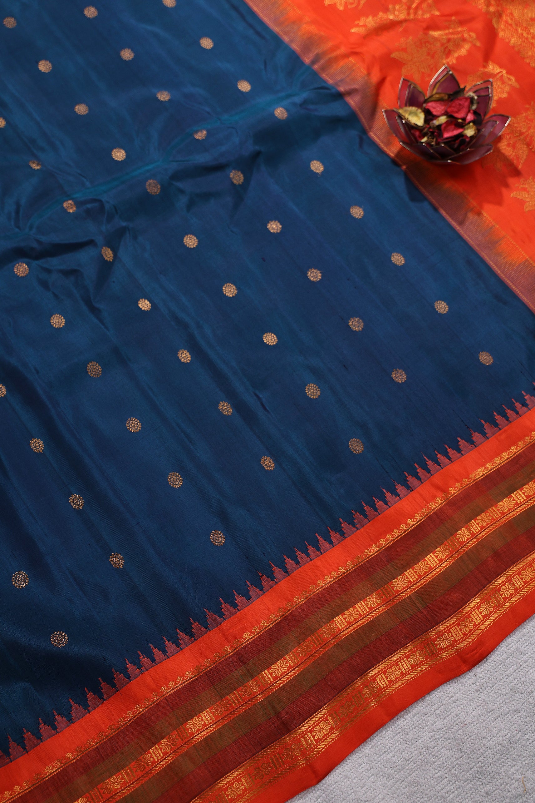 Silk Gadwal