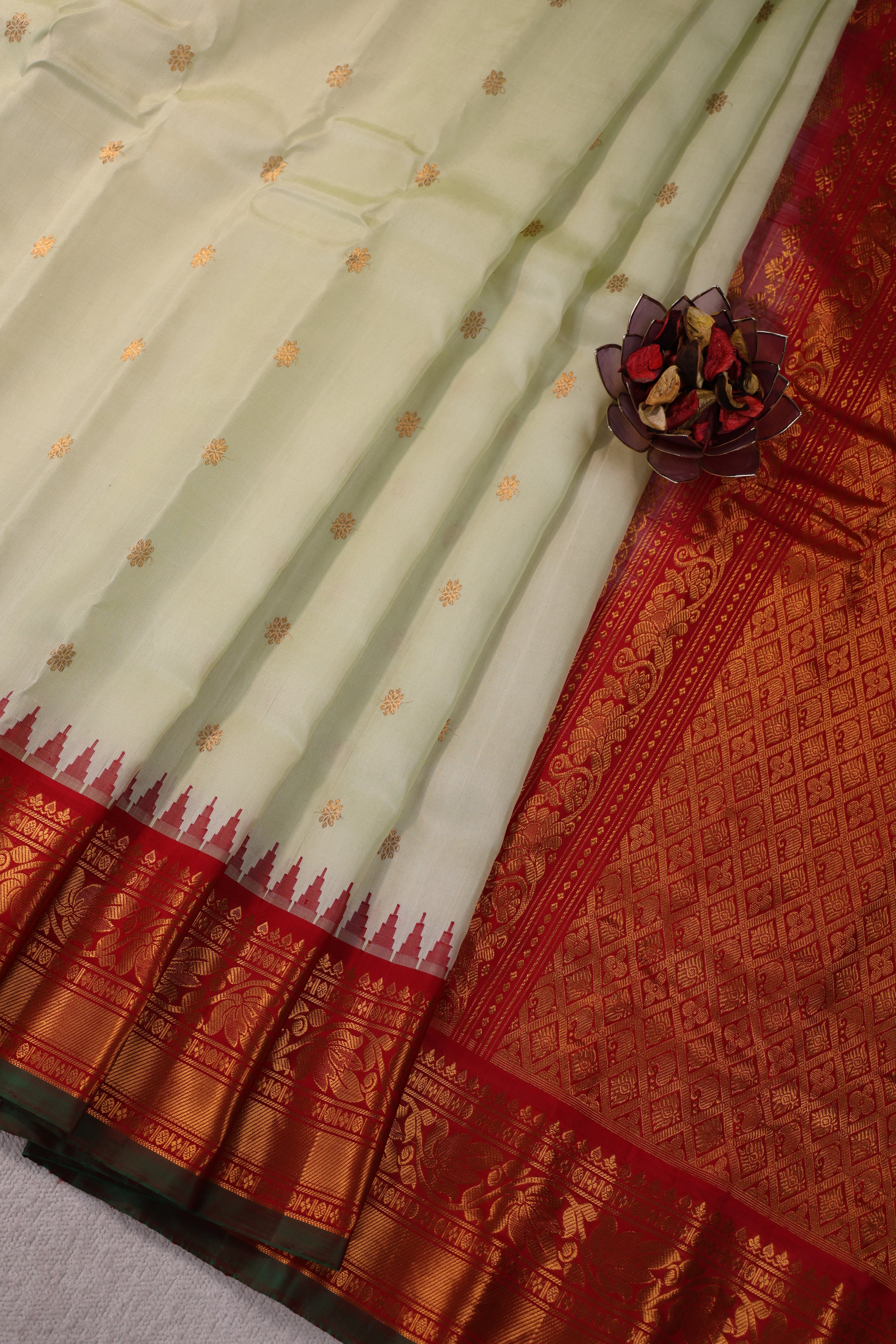 Silk Gadwal
