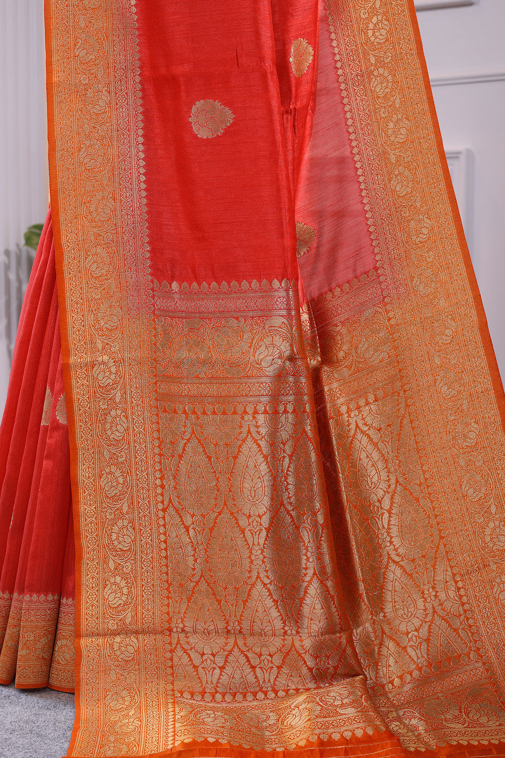 Linen Banarasi