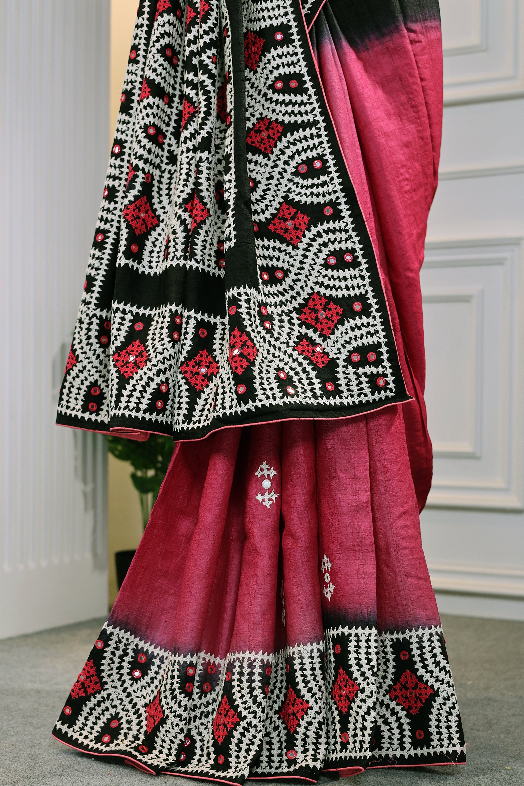 Tussar Hand Gujarati