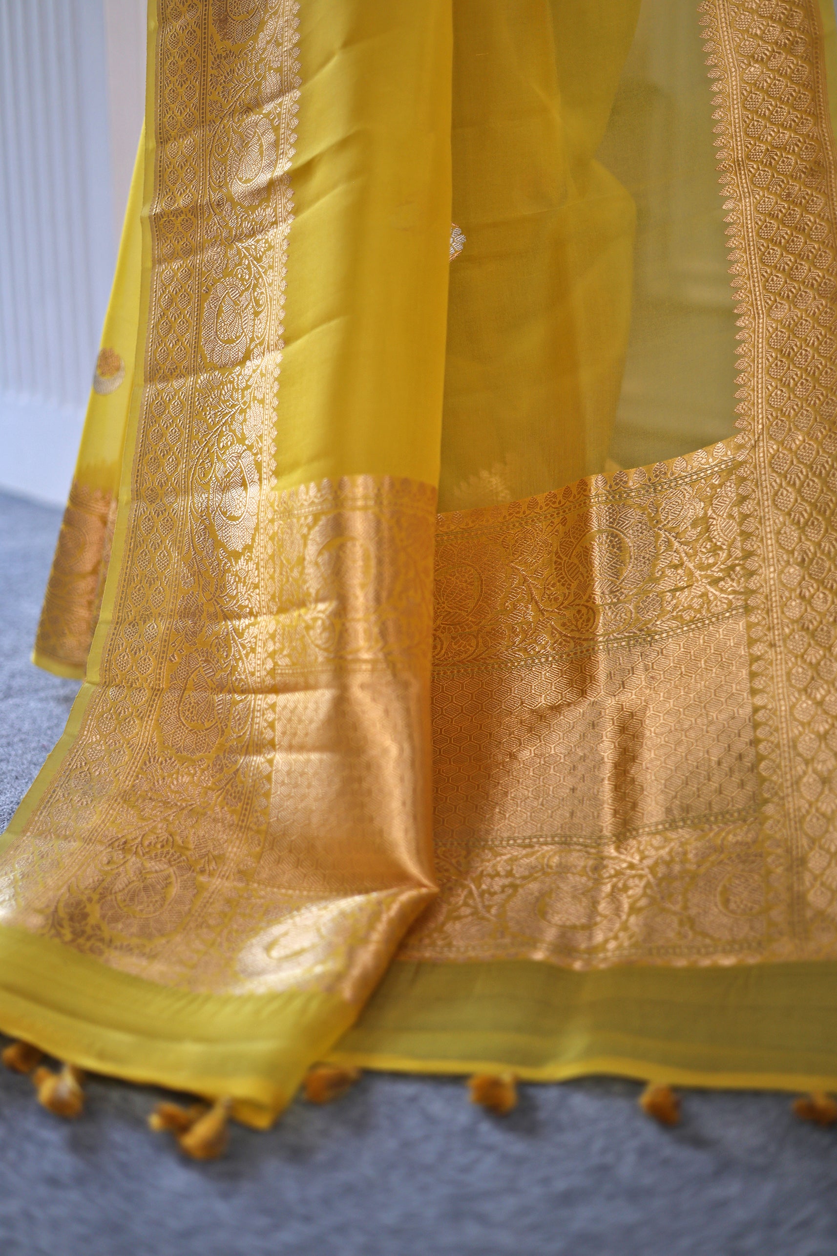 Chand Tara Kora Banarasi