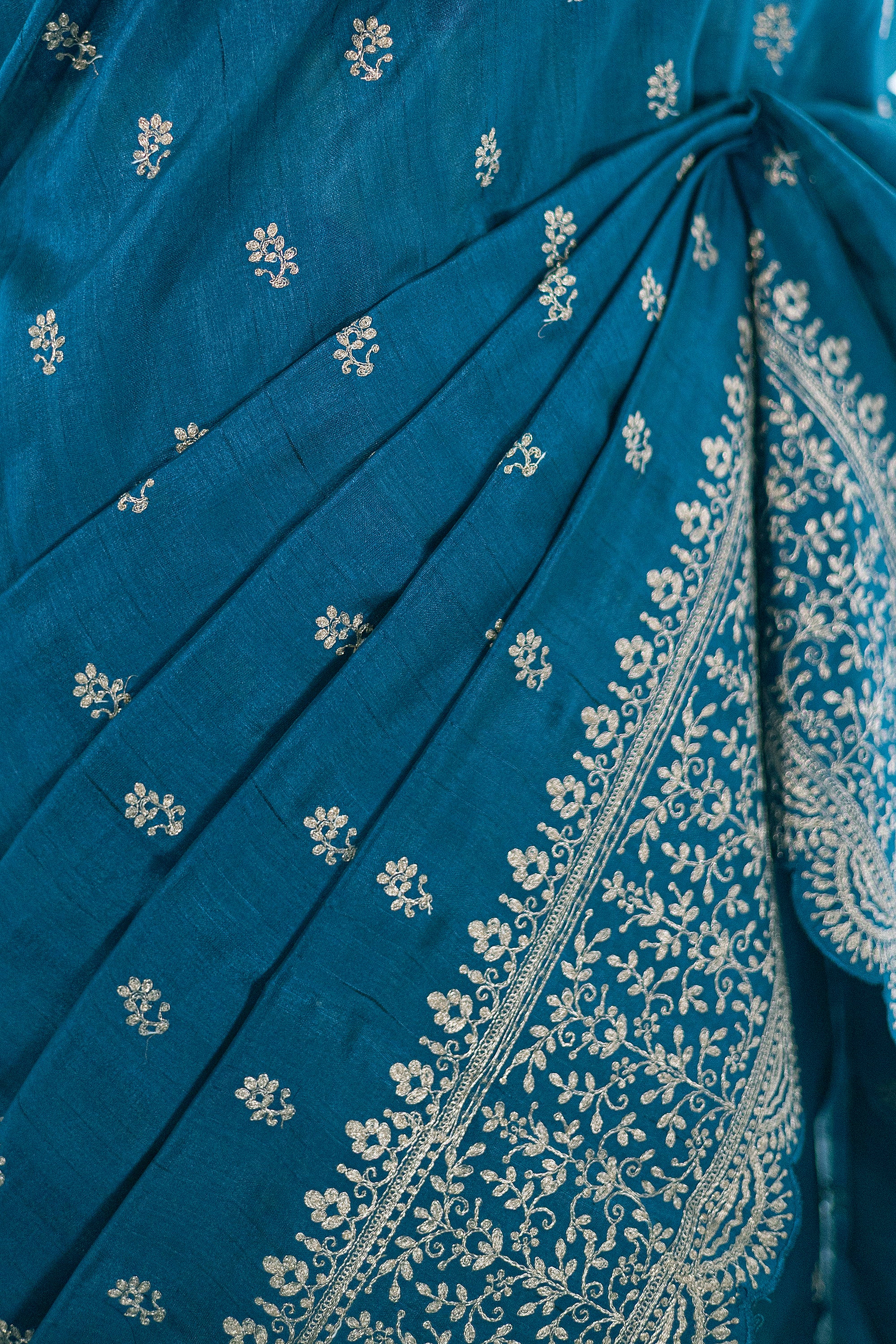 Semi Tussar Pita Zari Work