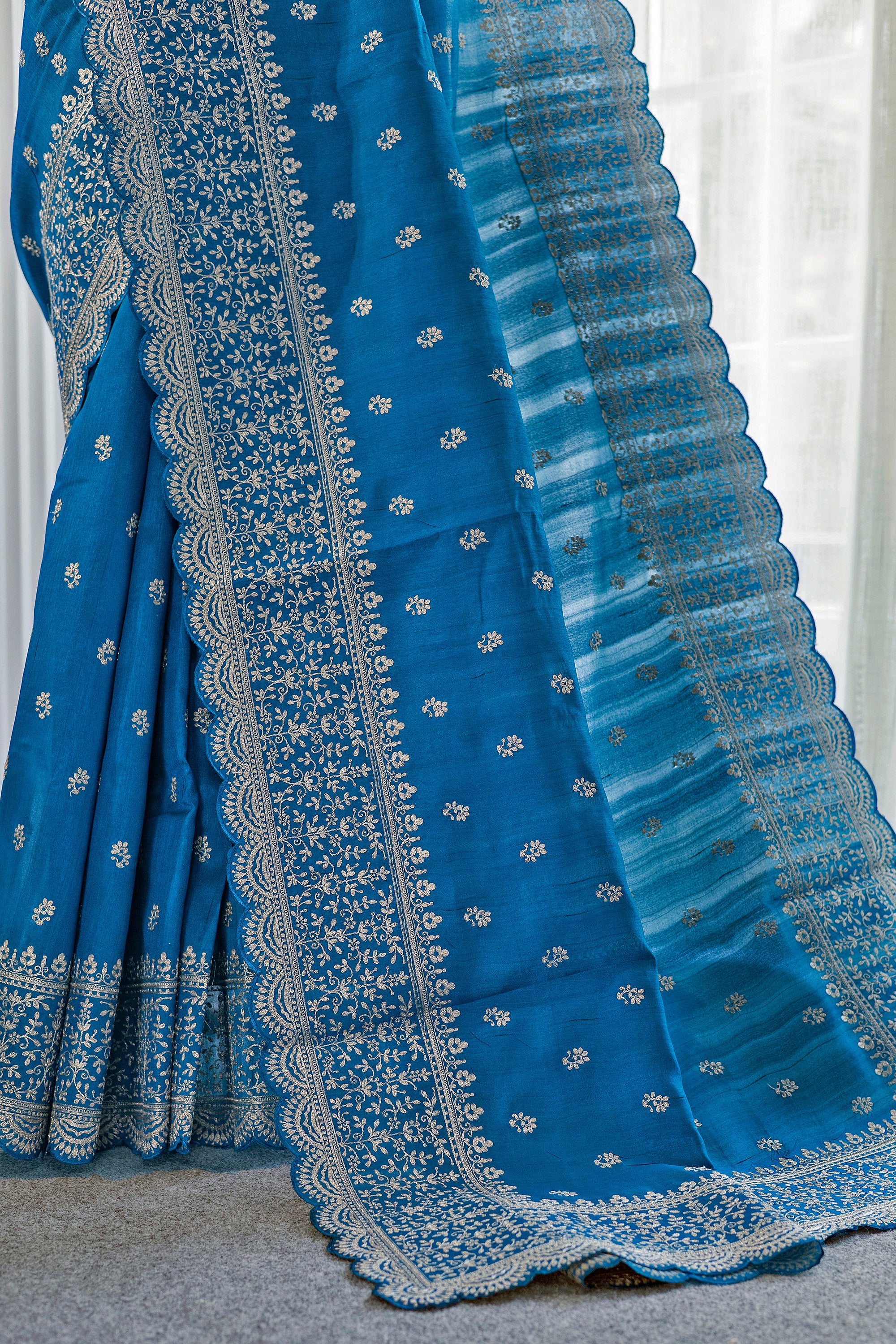 Semi Tussar Pita Zari Work