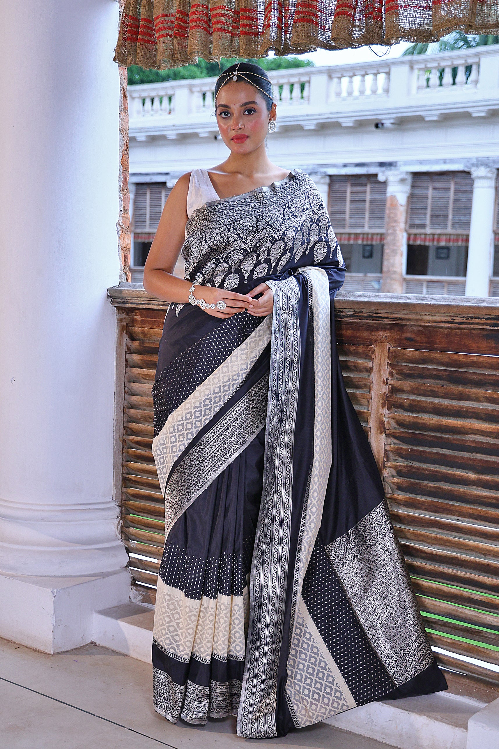 Exclusive Katan Kora Banarasi