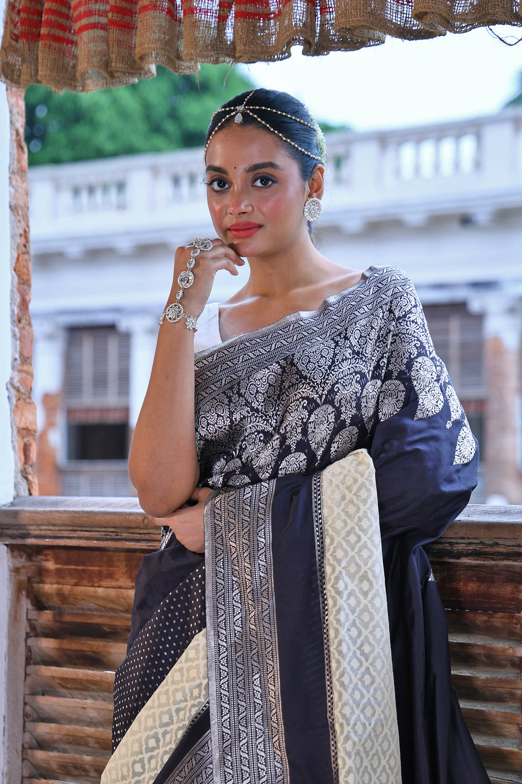 Exclusive Katan Kora Banarasi