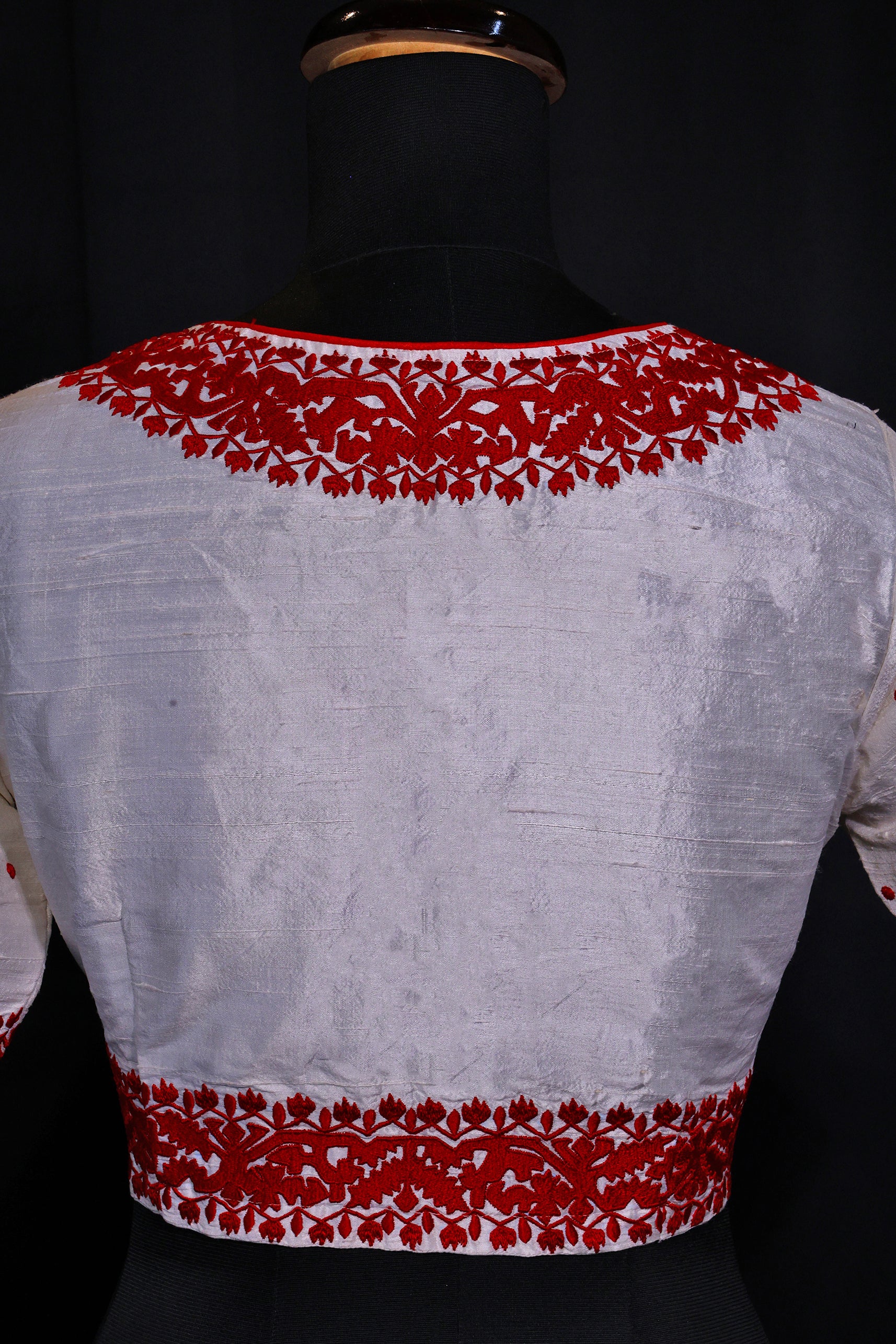 Raw Silk Jamdani Embroidery
