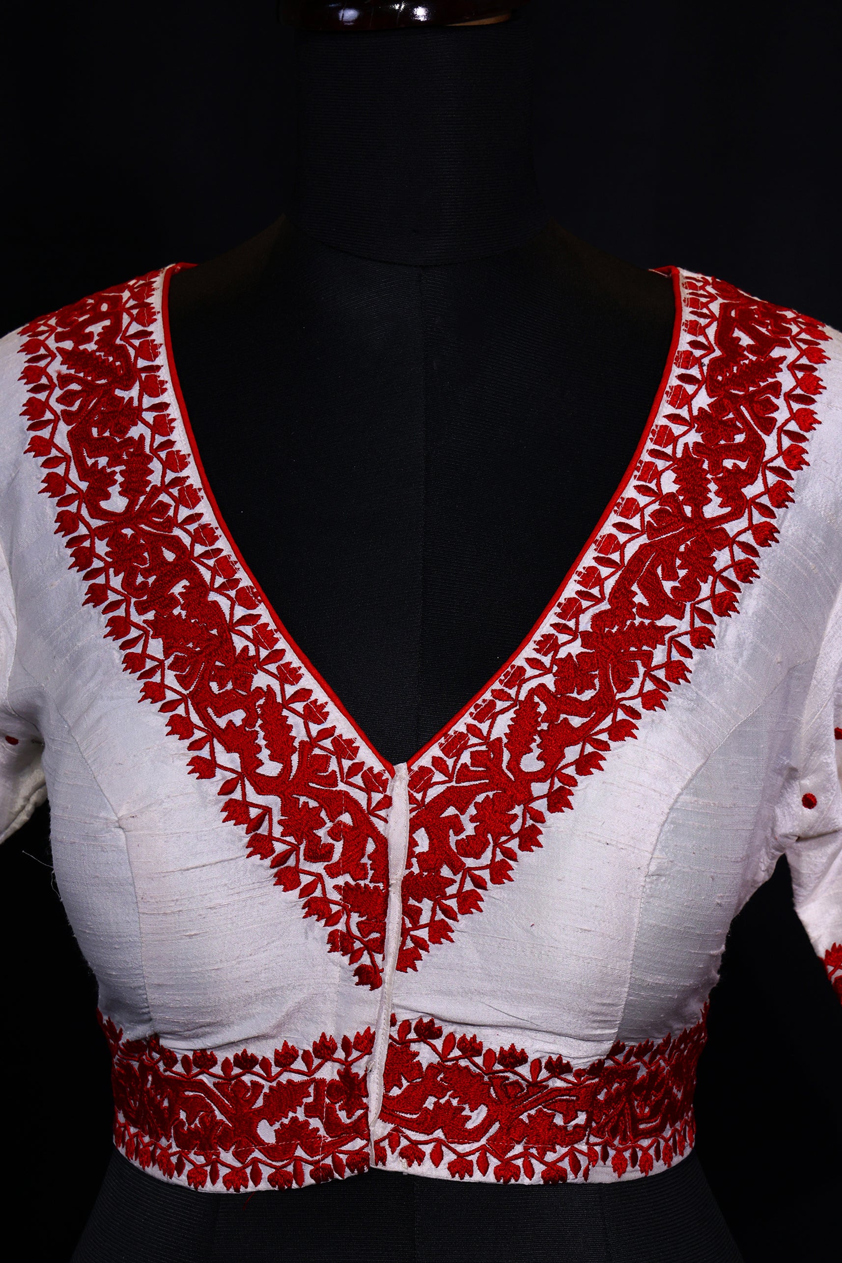 Raw Silk Jamdani Embroidery