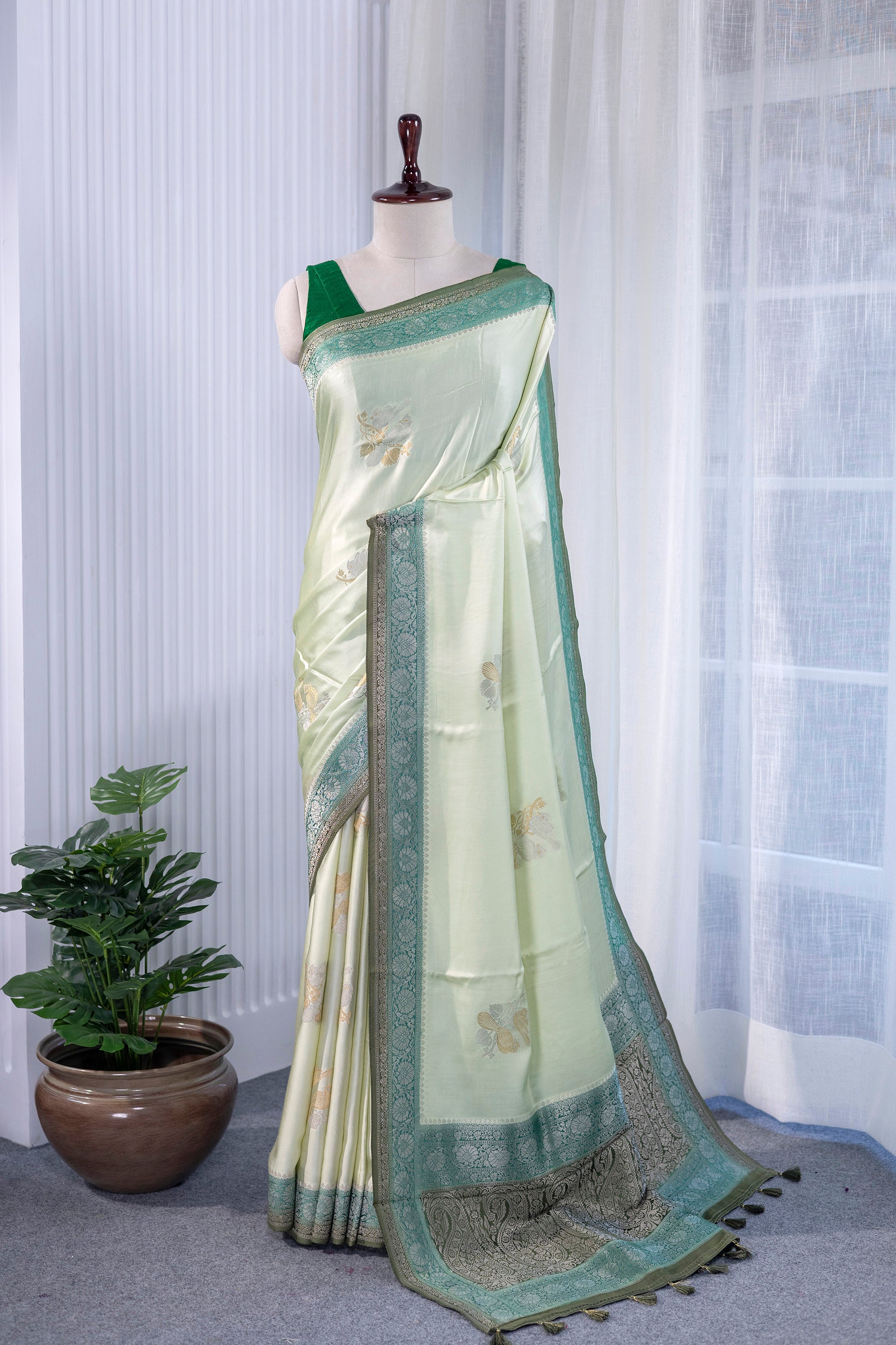 Semi Mashru Banarasi