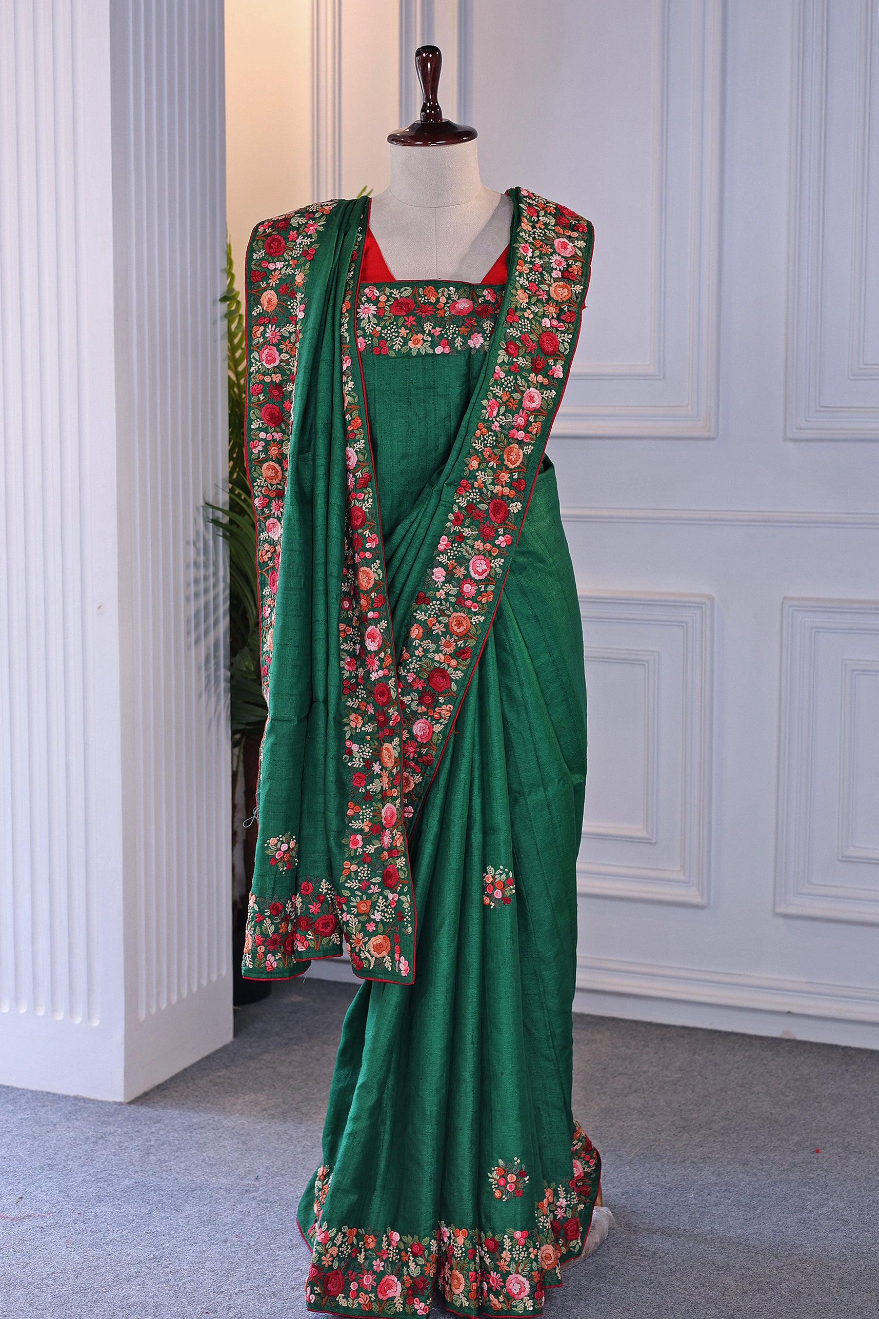 Tussar Hand Embroidery