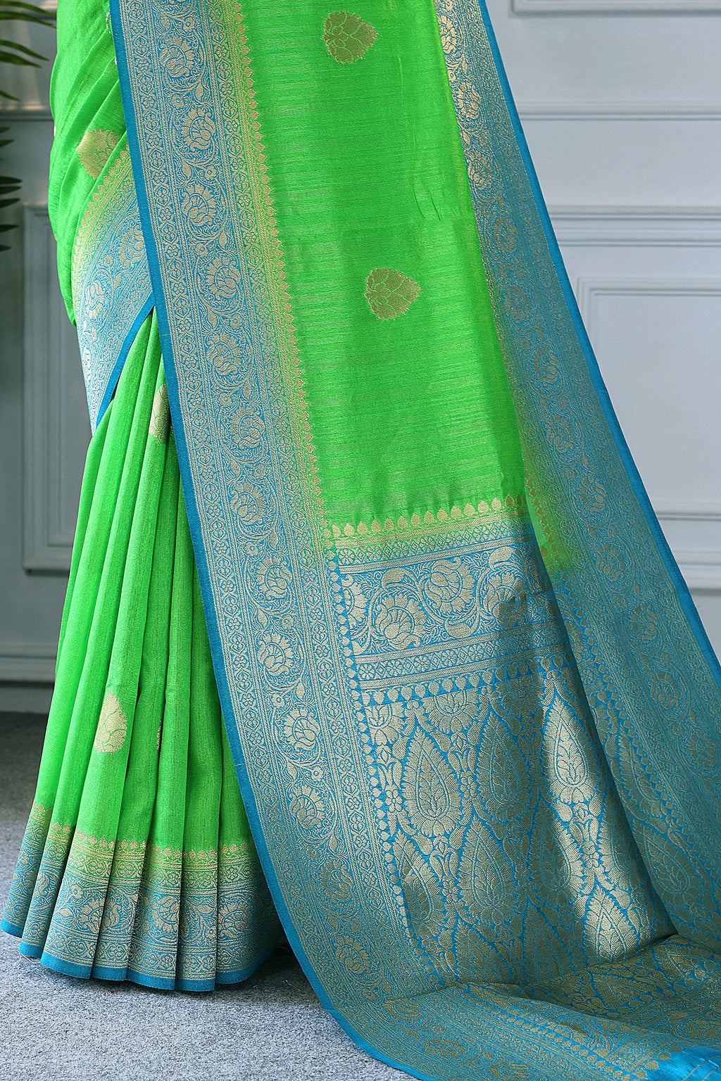 Linen Banarasi