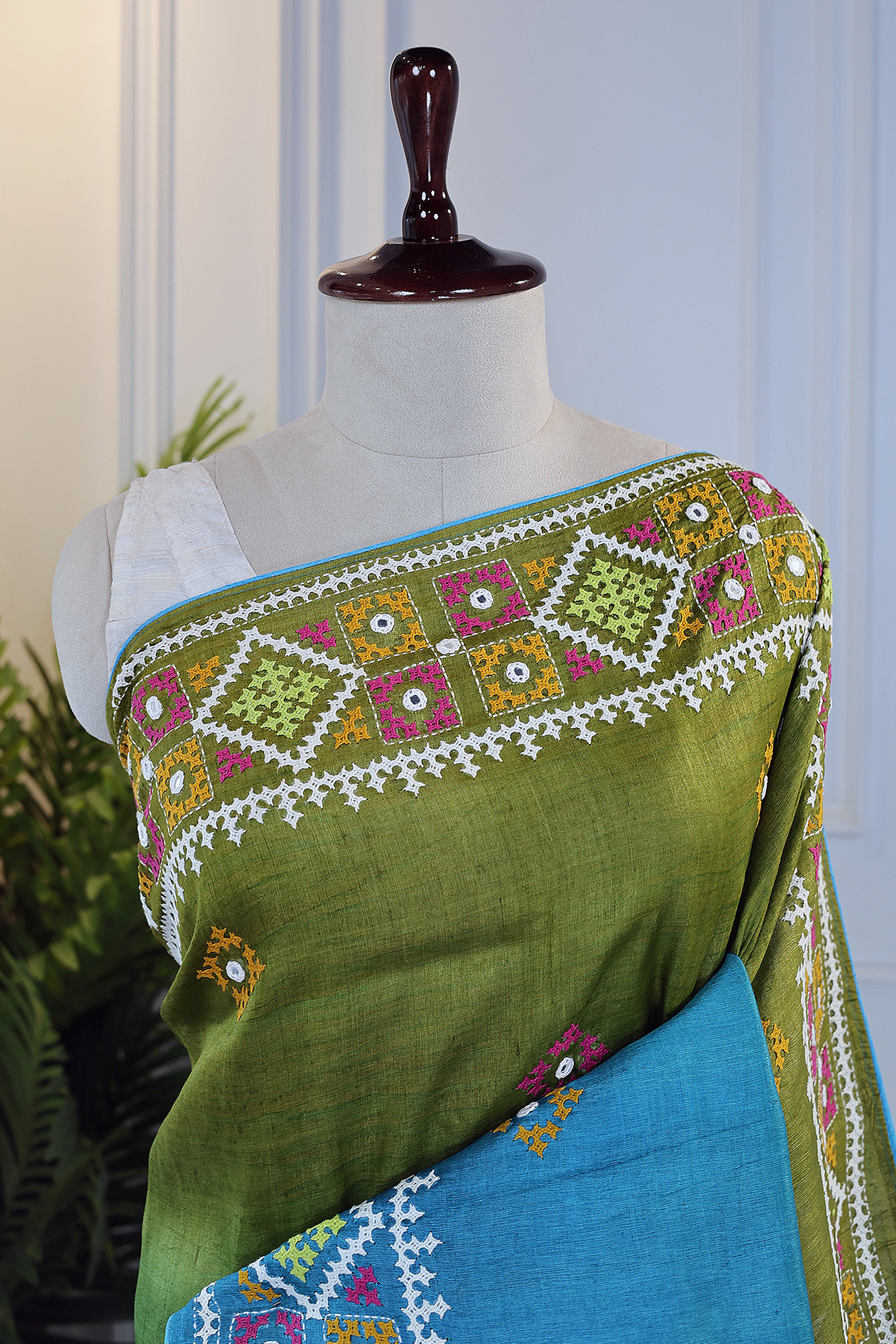 Tussar Hand Gujarati