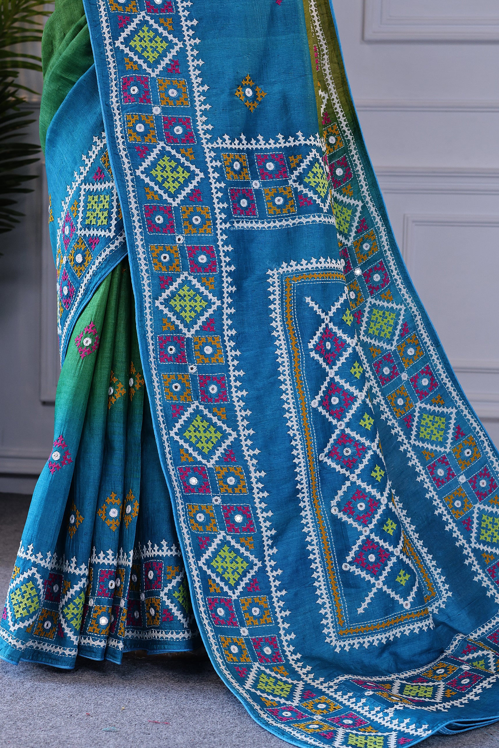 Tussar Hand Gujarati