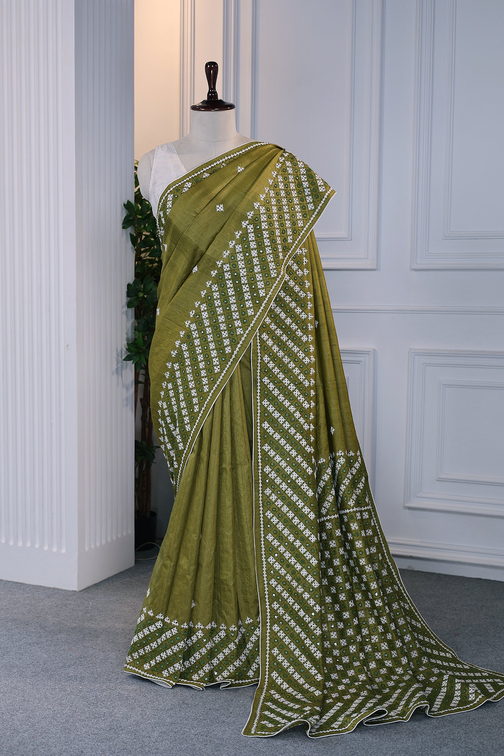 Tussar Hand Gujarati