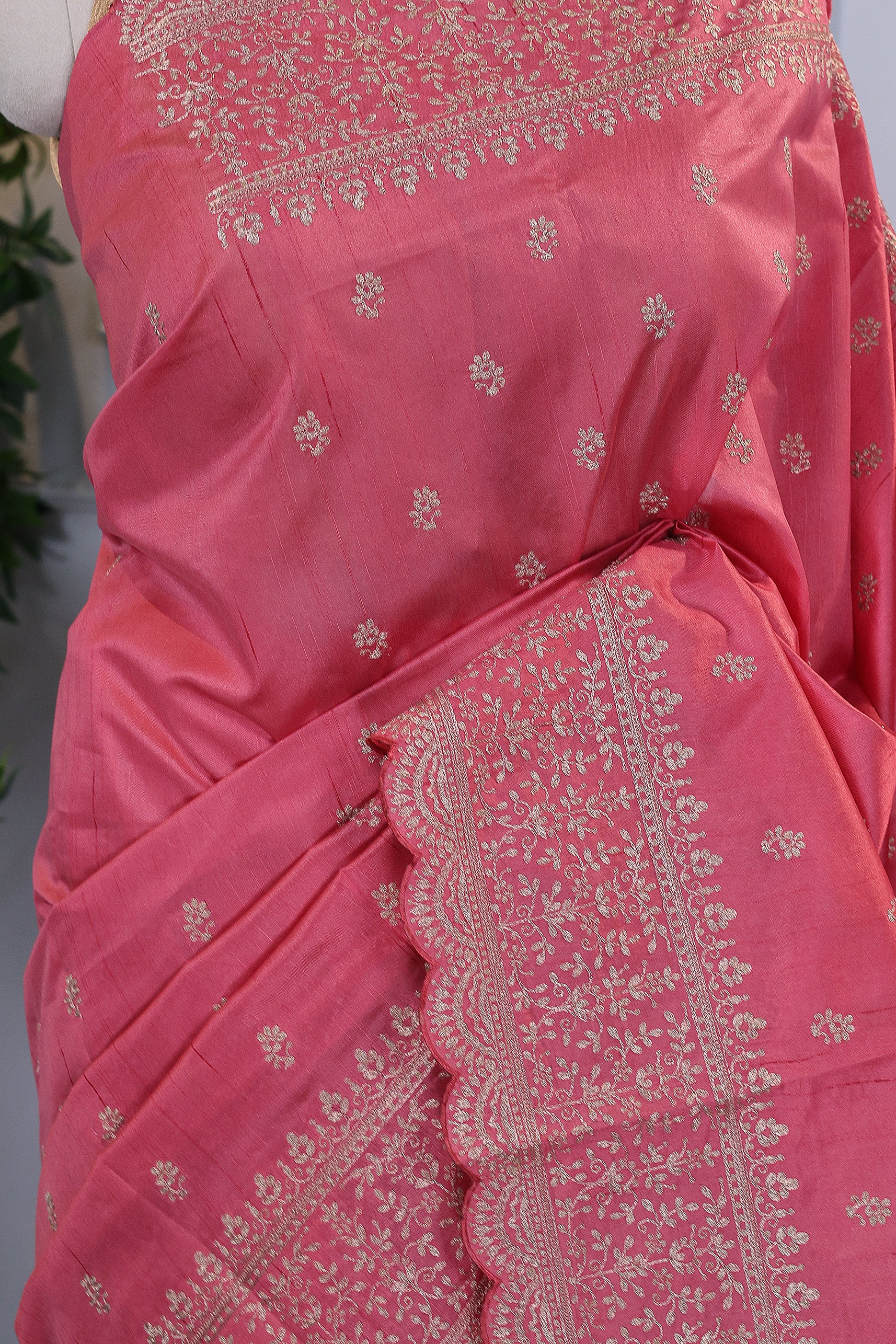 Semi Tussar Pita Zari Work