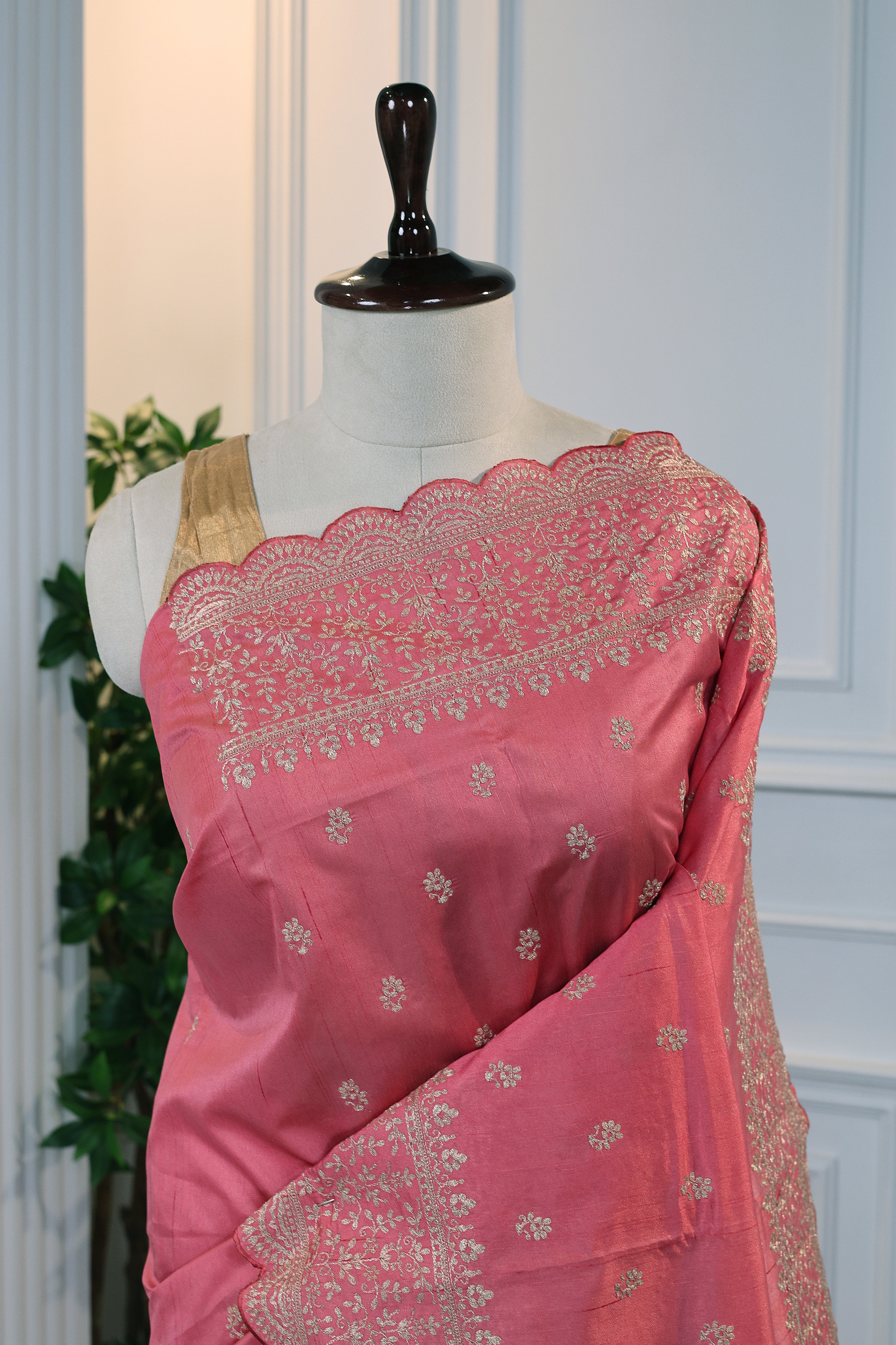 Semi Tussar Pita Zari Work