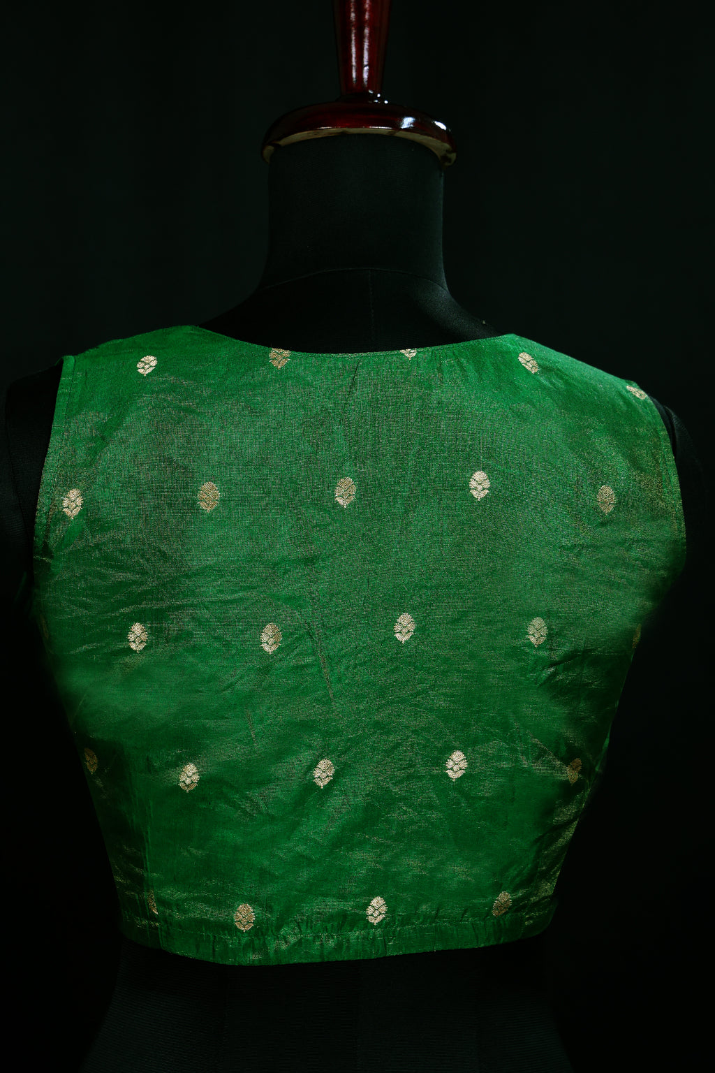 Tissue Katan Sleeveless Blouse