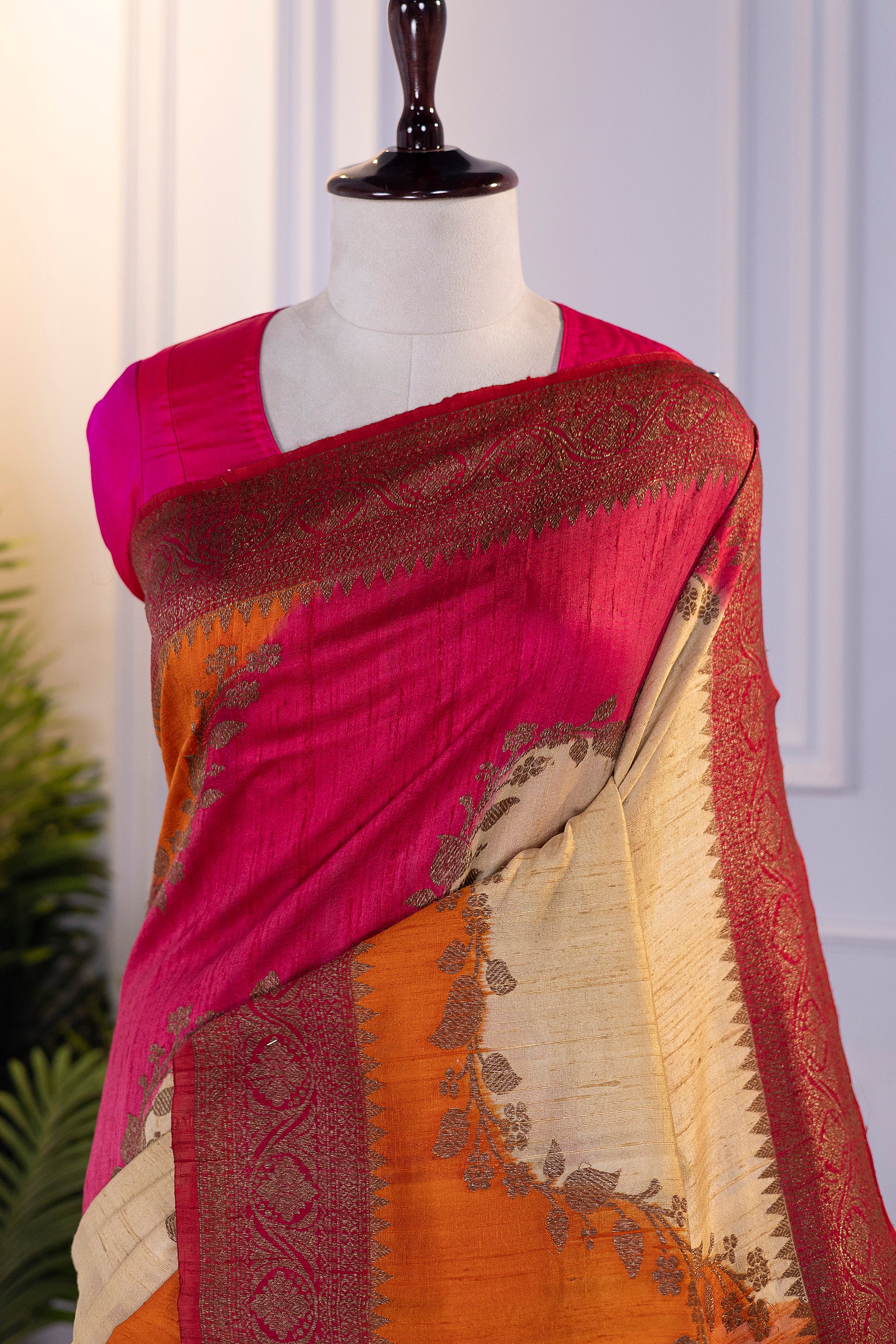 Rangkat Raw Silk Banarasi